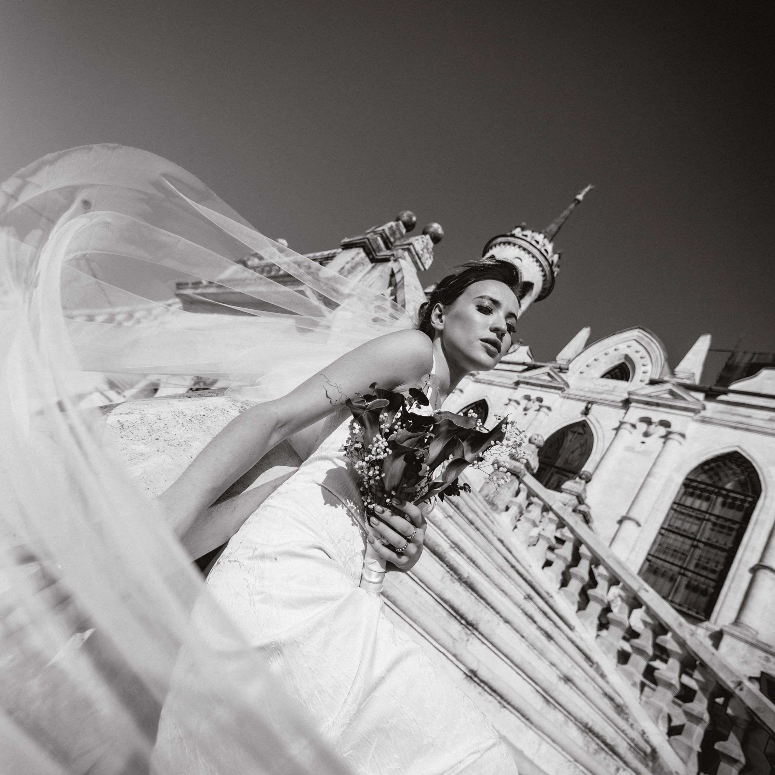 SCARO & YANAANII. EFIMOV IN SPACE — свадебный фотограф