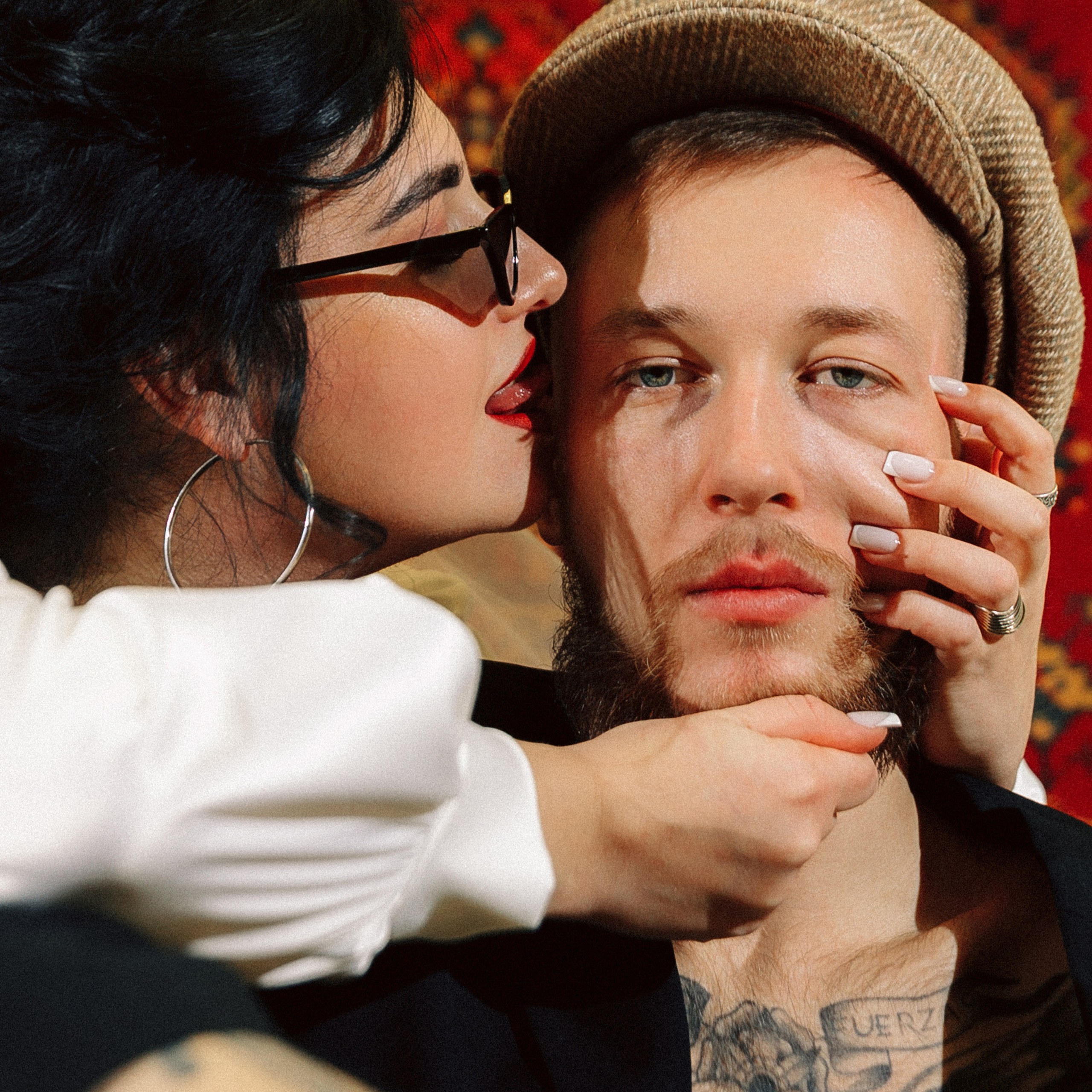 WEDDING IN RUSSIA BE LIKE. EFIMOV IN SPACE — свадебный фотограф