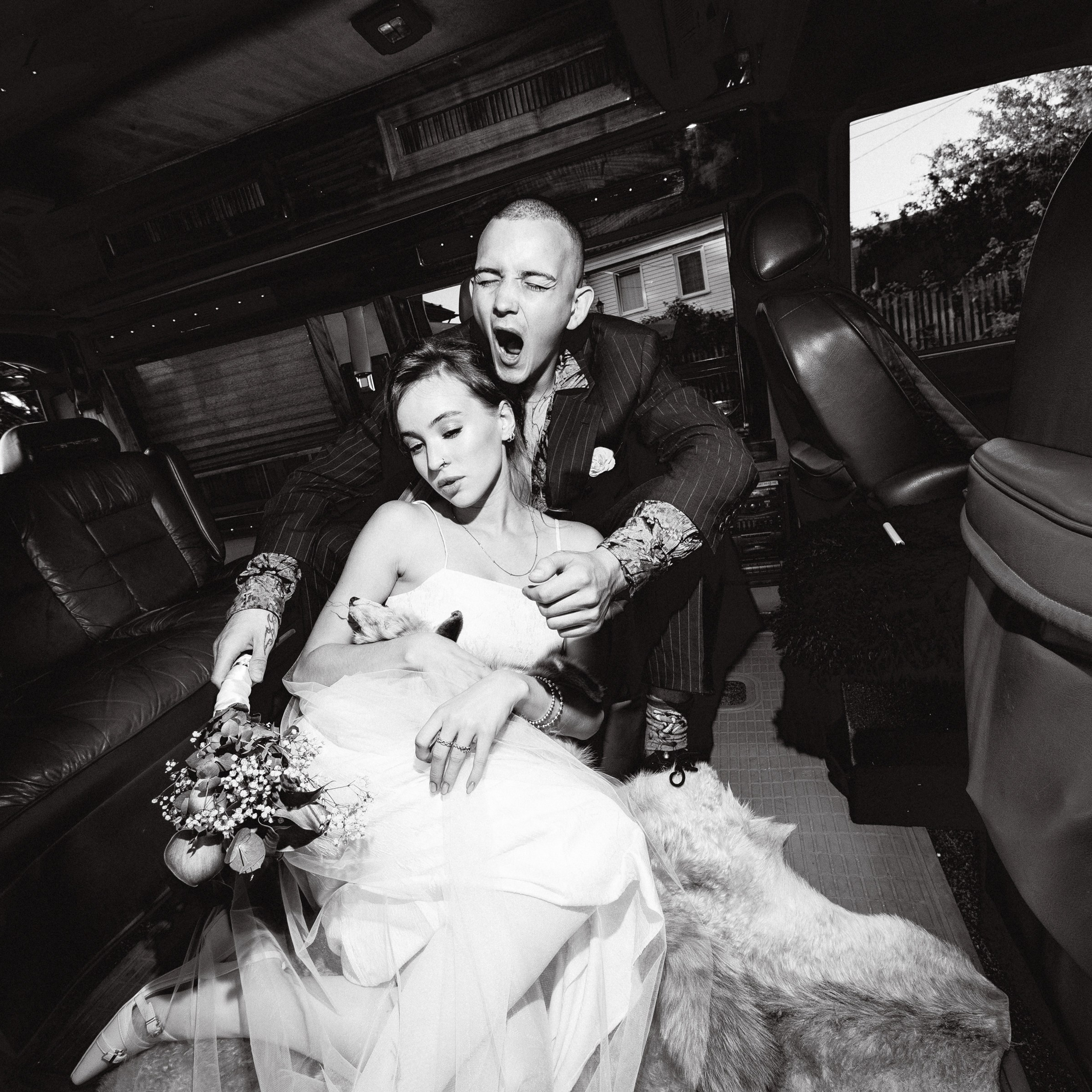 SCARO & YANAANII. EFIMOV IN SPACE — свадебный фотограф