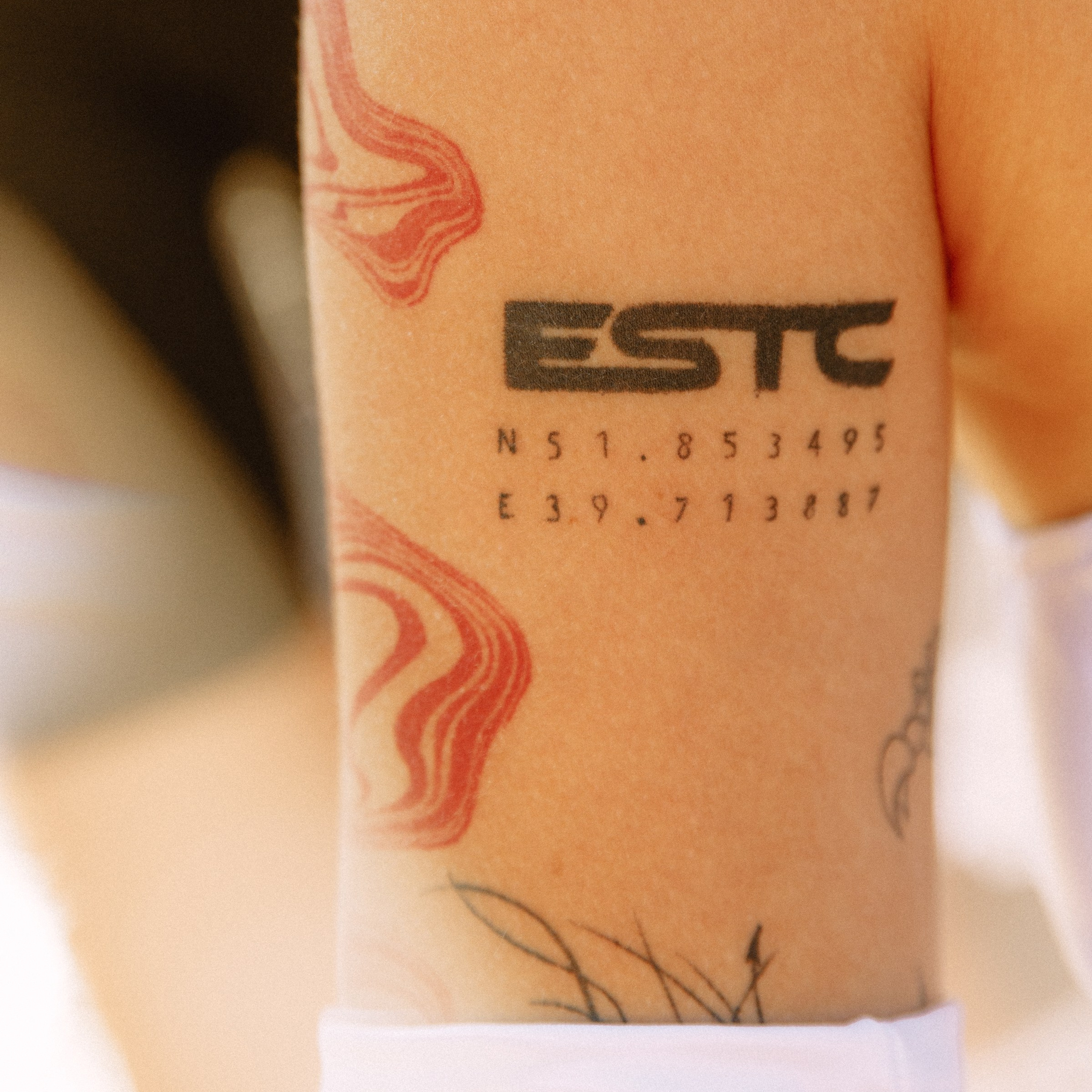 ESTC. EFIMOV IN SPACE — свадебный фотограф