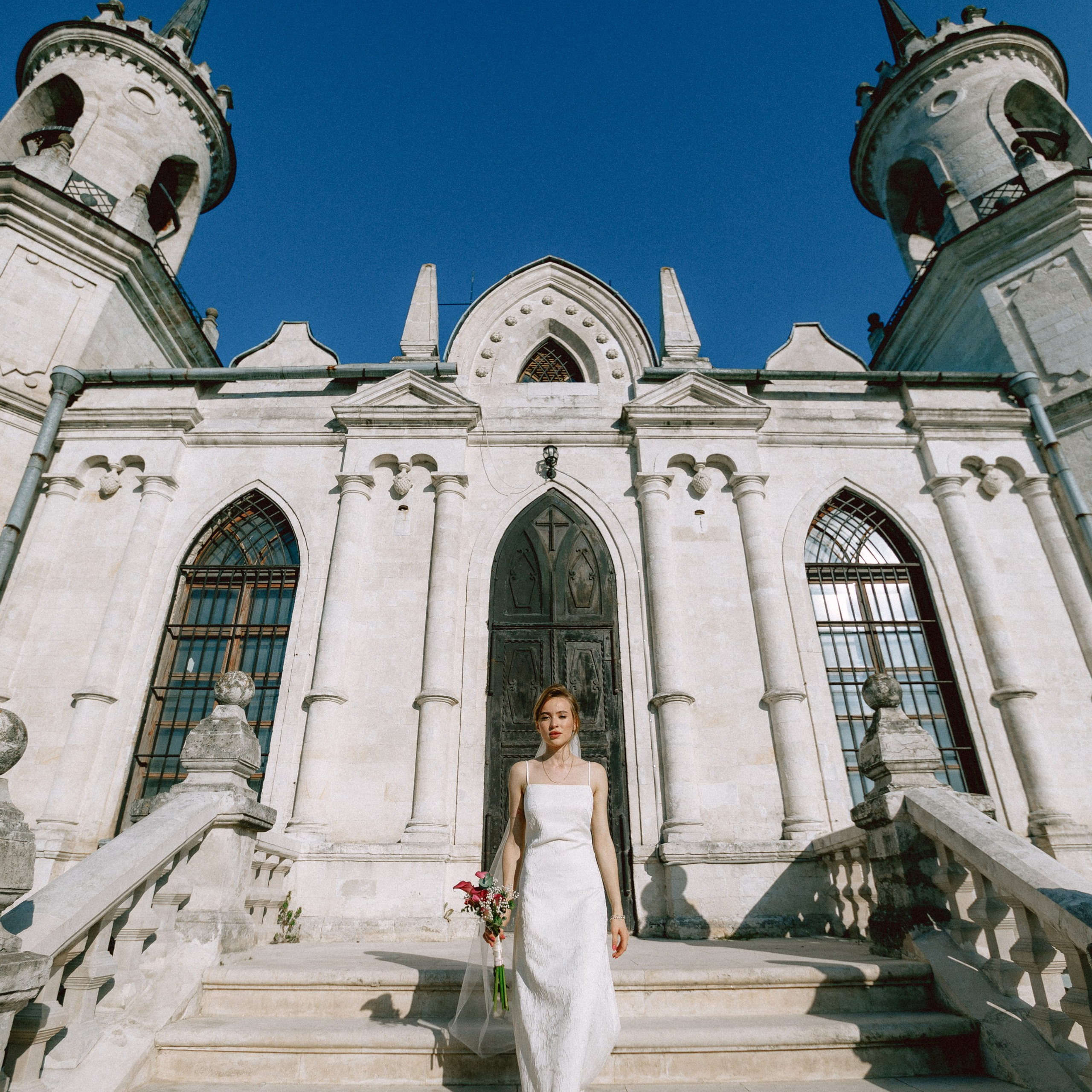 SCARO & YANAANII. EFIMOV IN SPACE — свадебный фотограф