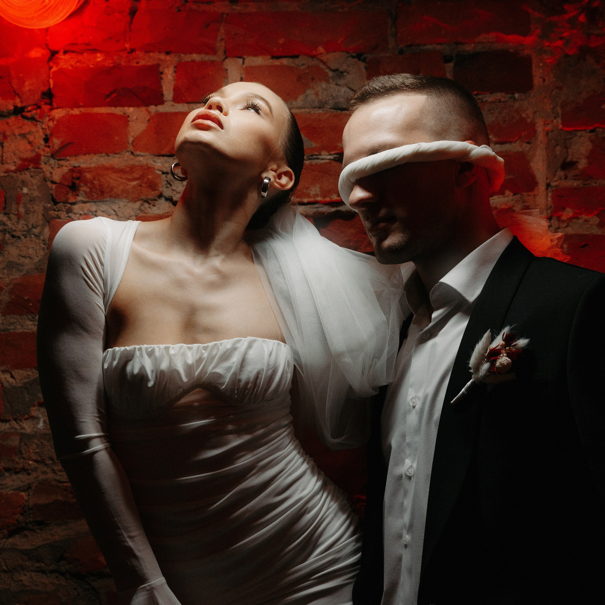 RASSVET. EFIMOV IN SPACE — свадебный фотограф