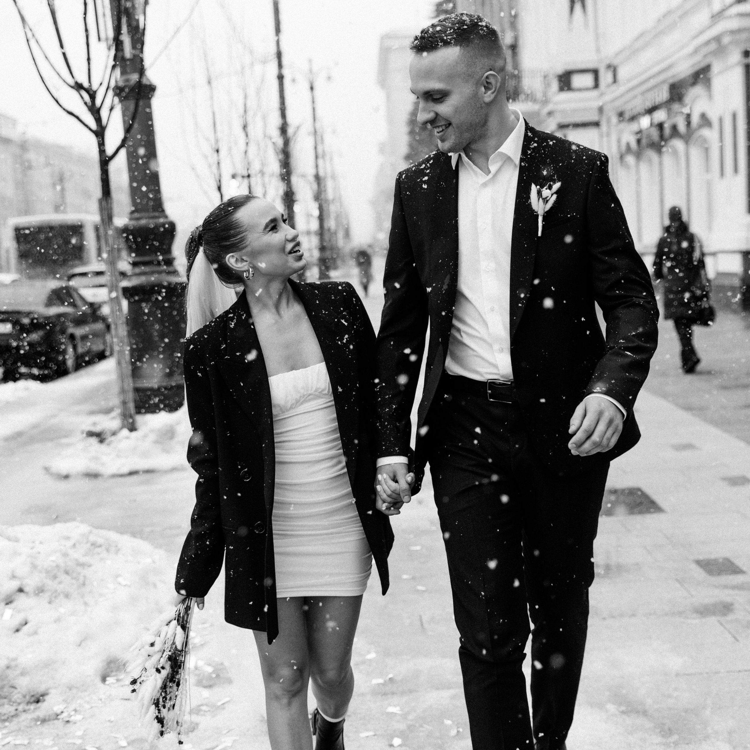 RASSVET. EFIMOV IN SPACE — свадебный фотограф