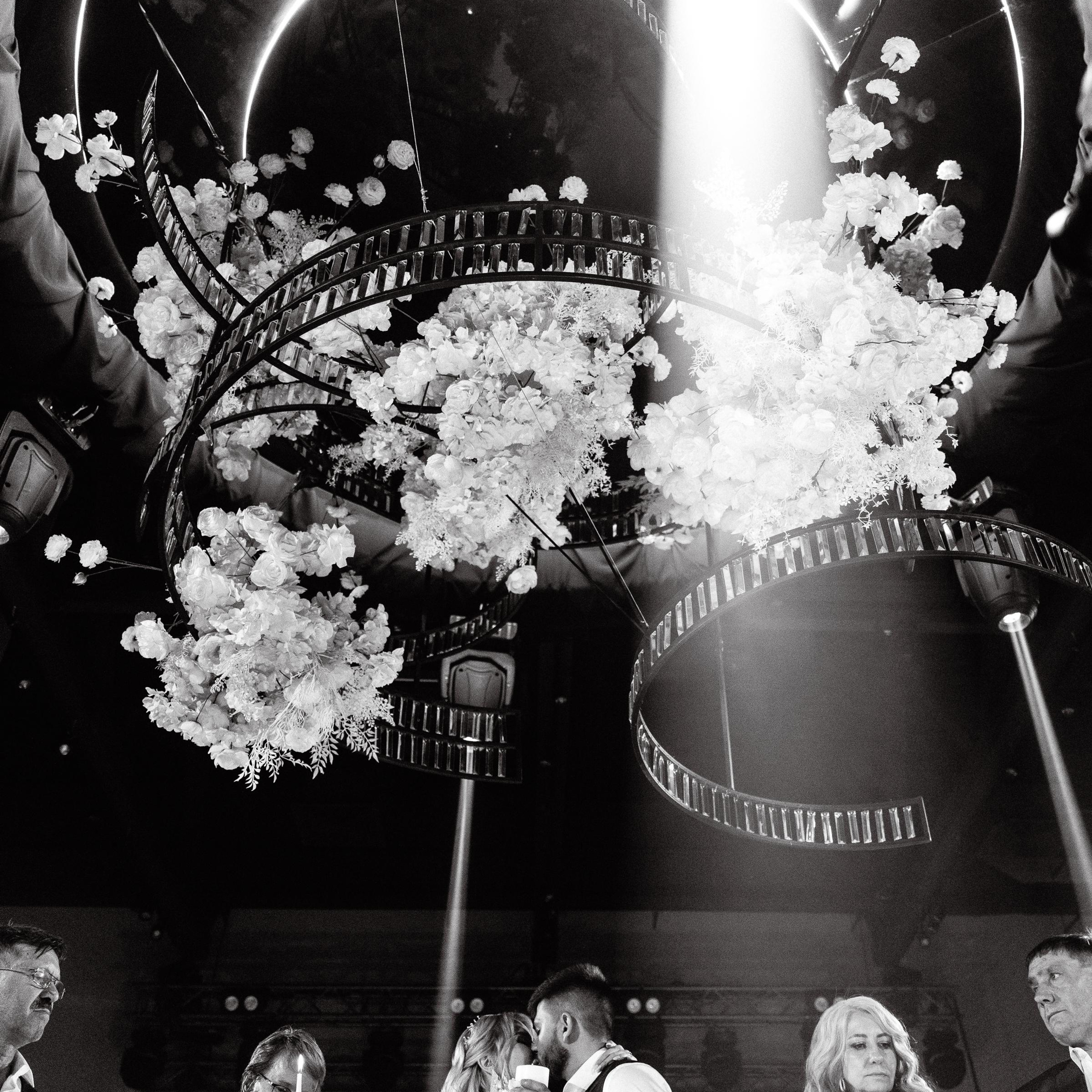 JANI CRYSTAL. EFIMOV IN SPACE — свадебный фотограф