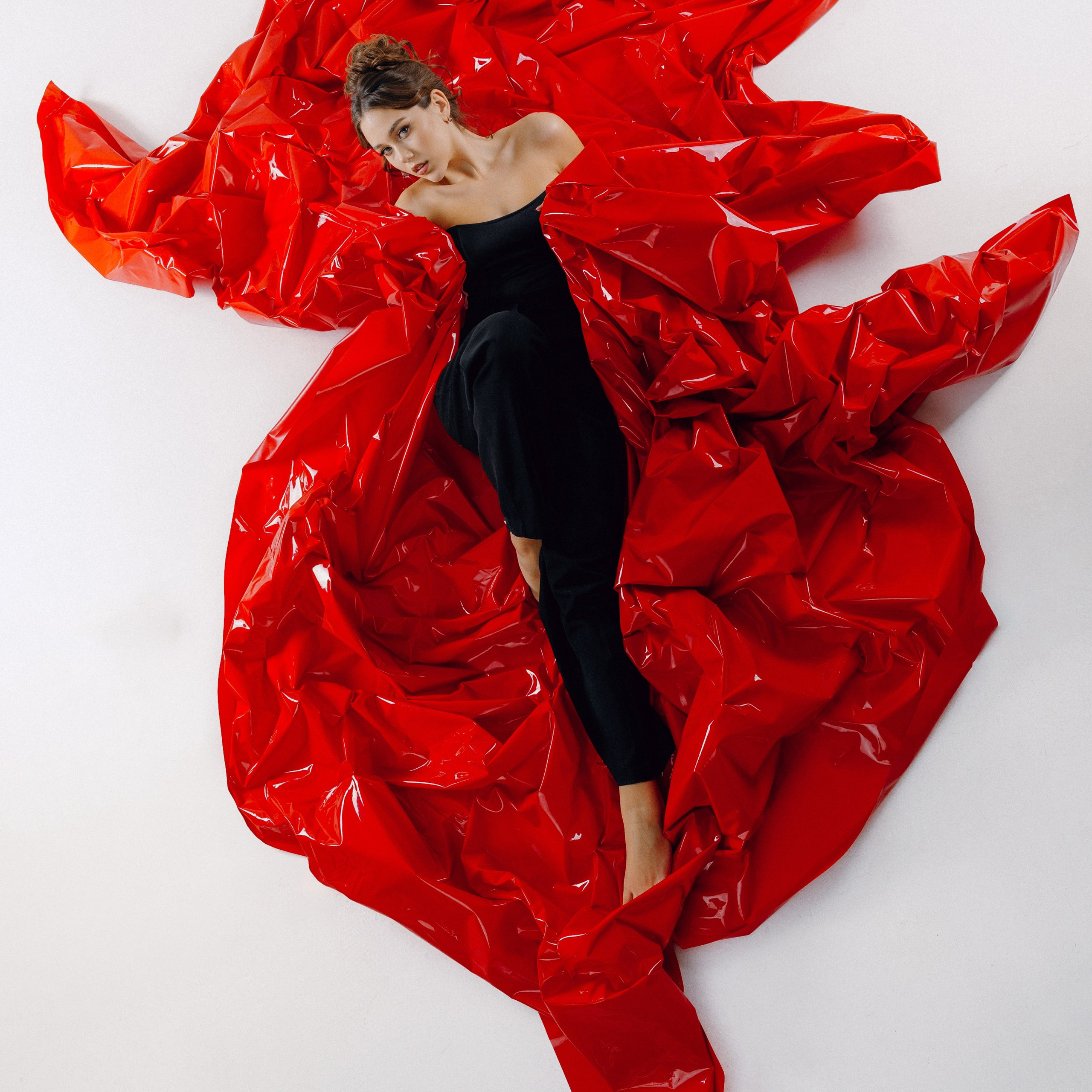 E V A. EFIMOV IN SPACE — свадебный фотограф