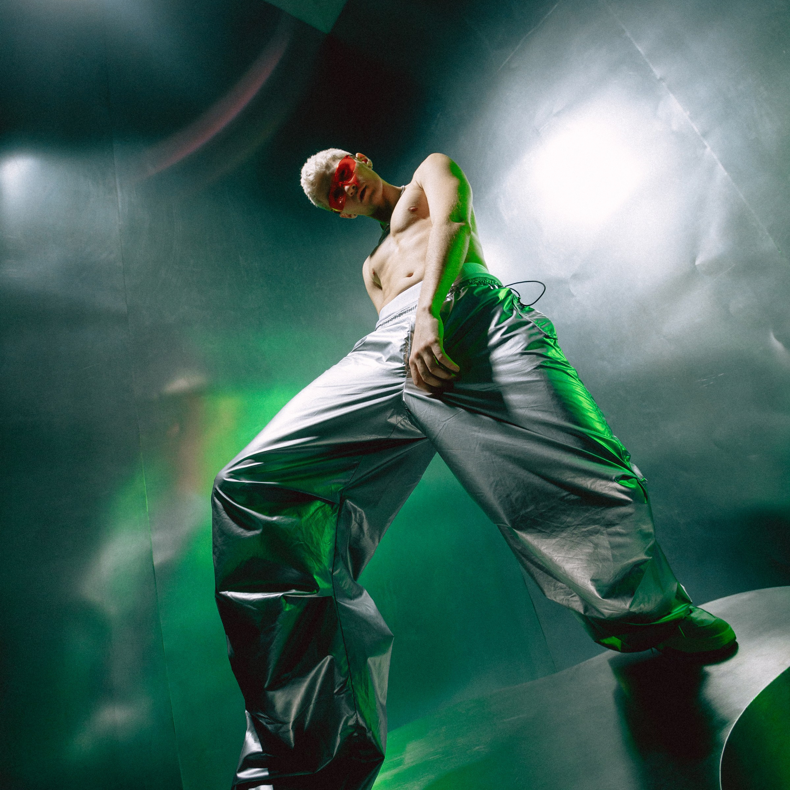 PODIUM. EFIMOV IN SPACE — свадебный фотограф