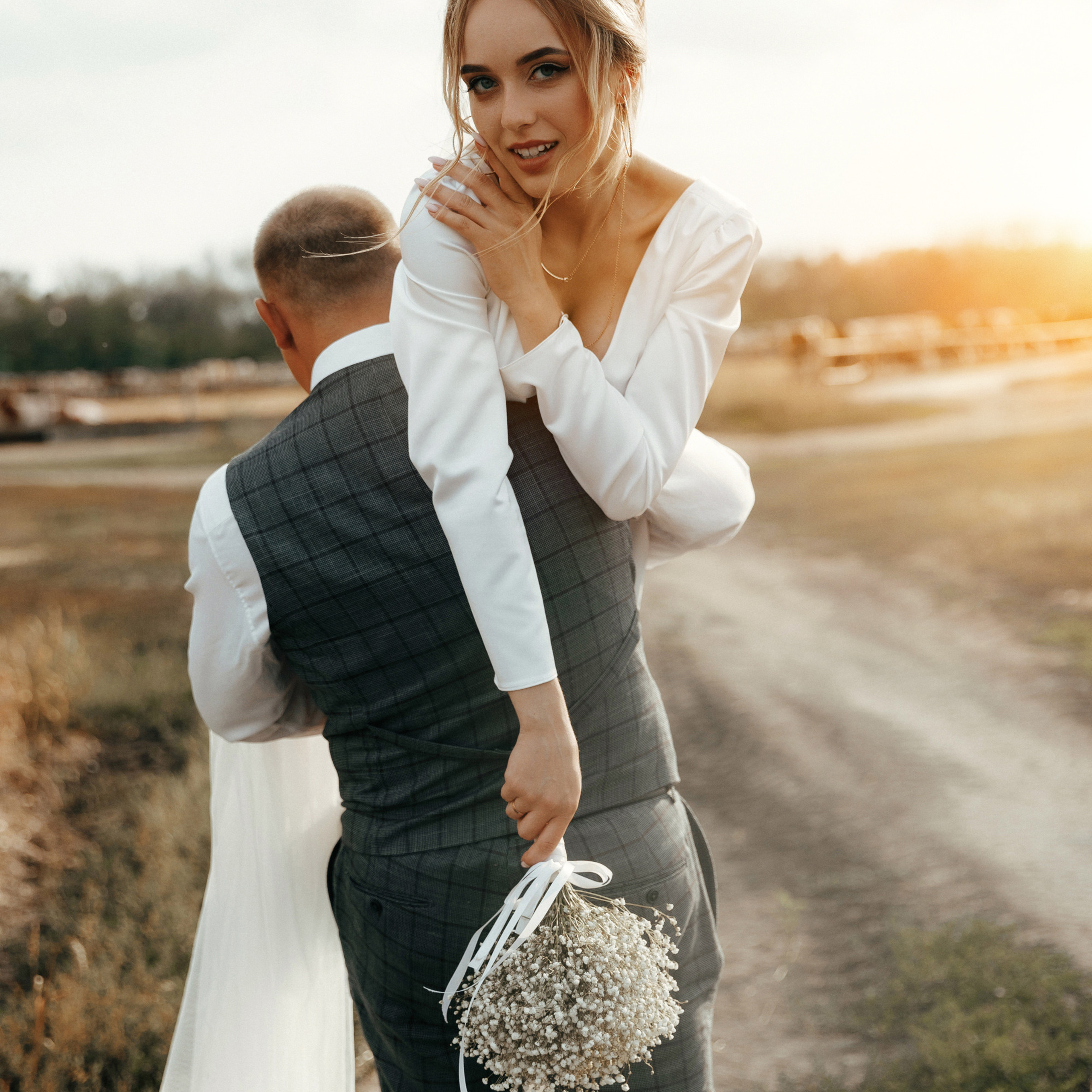 SHEBEKINO. EFIMOV IN SPACE — свадебный фотограф