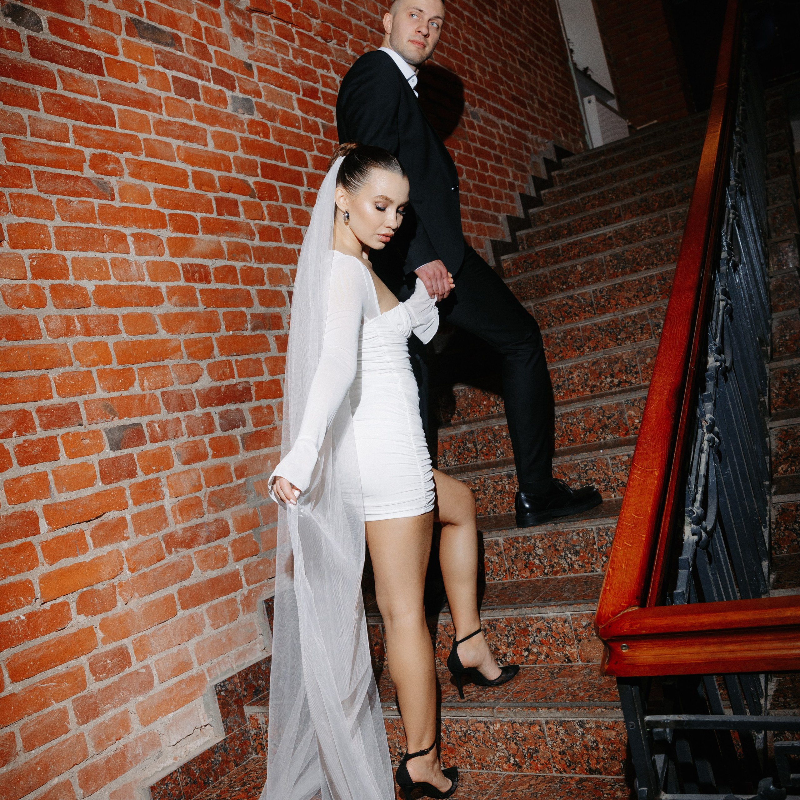 RASSVET. EFIMOV IN SPACE — свадебный фотограф