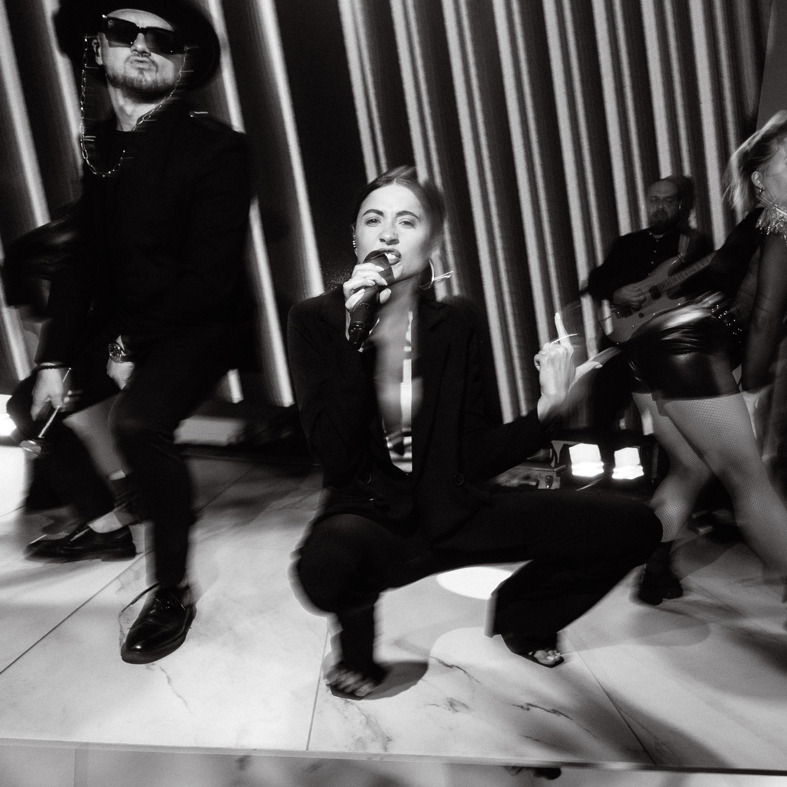 JANI CRYSTAL. EFIMOV IN SPACE — свадебный фотограф