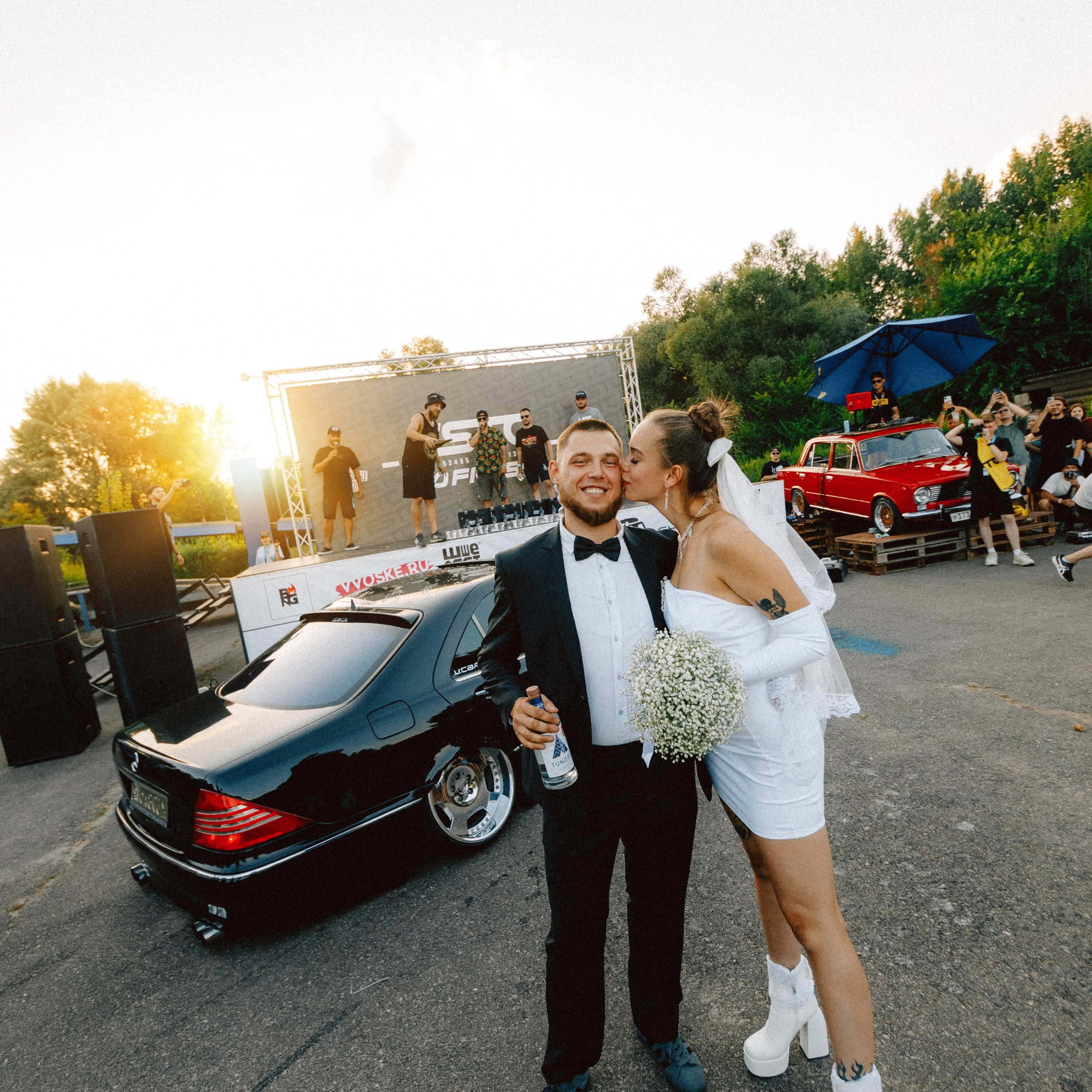 ESTC. EFIMOV IN SPACE — свадебный фотограф