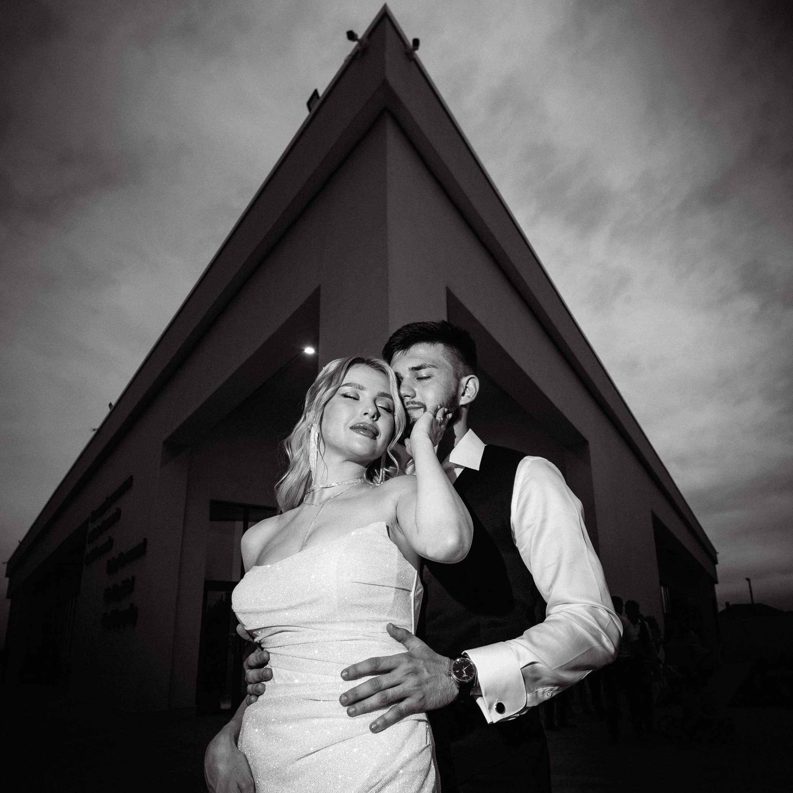 JANI CRYSTAL. EFIMOV IN SPACE — свадебный фотограф