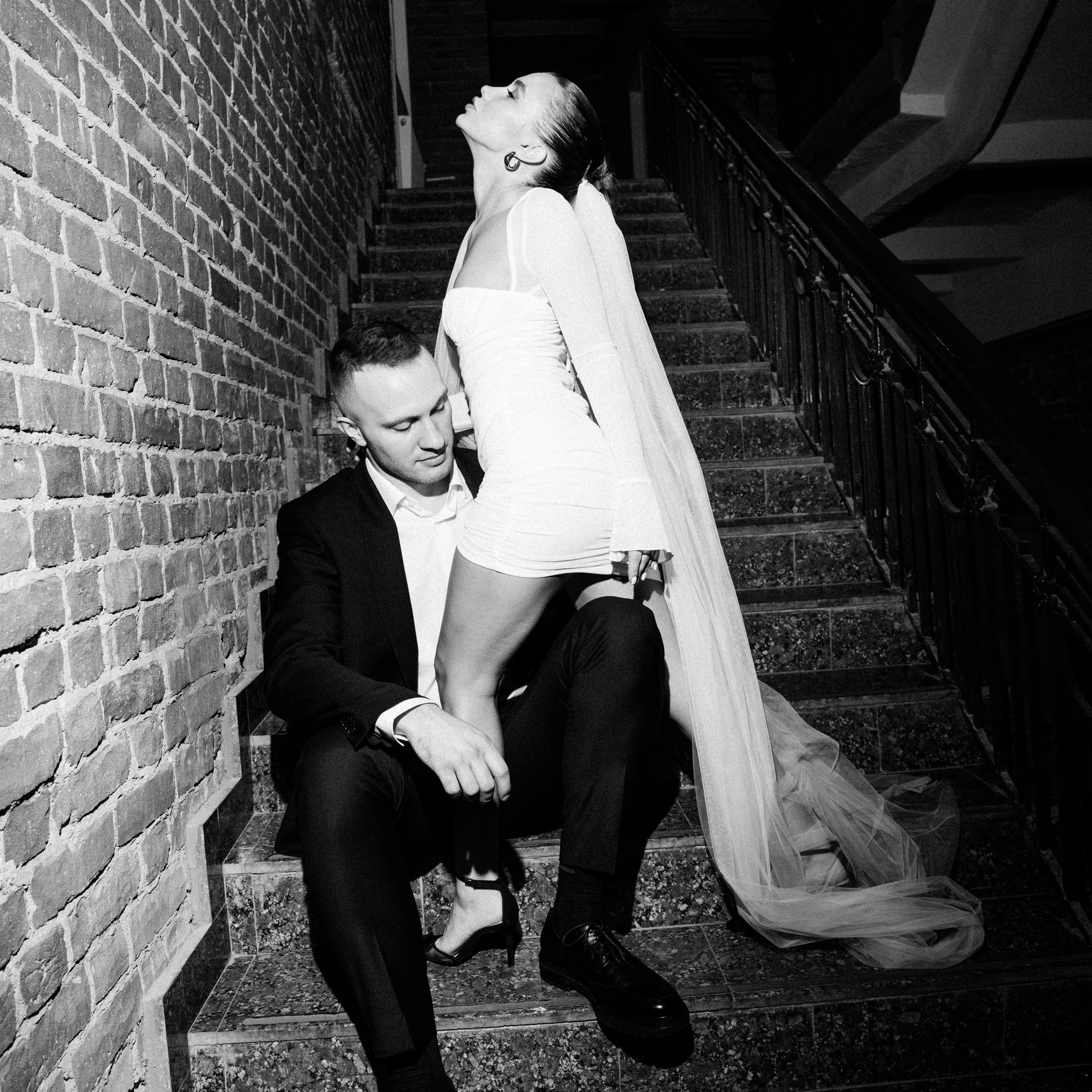 RASSVET. EFIMOV IN SPACE — свадебный фотограф