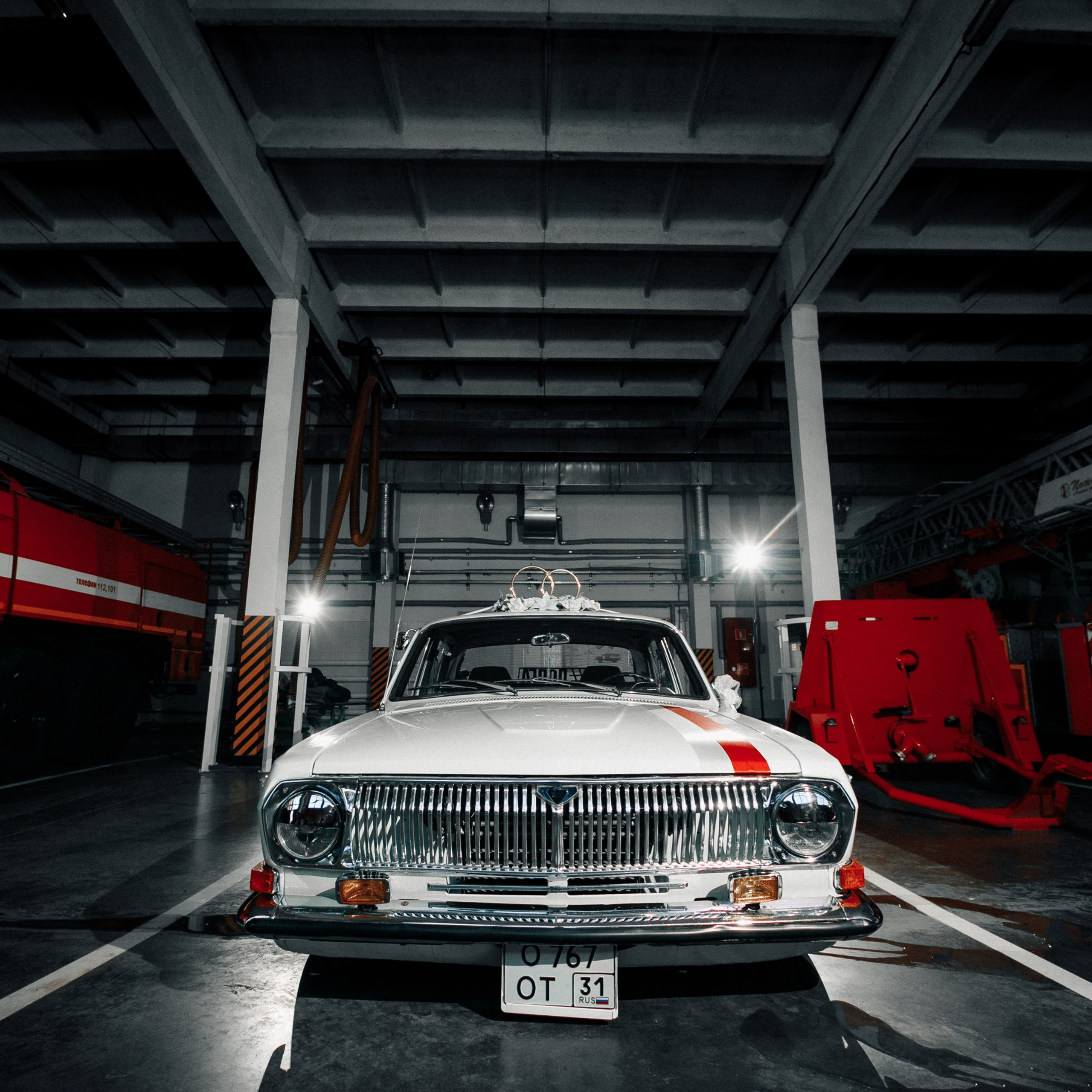 ЛОУРАЙДЕР. EFIMOV IN SPACE — свадебный фотограф