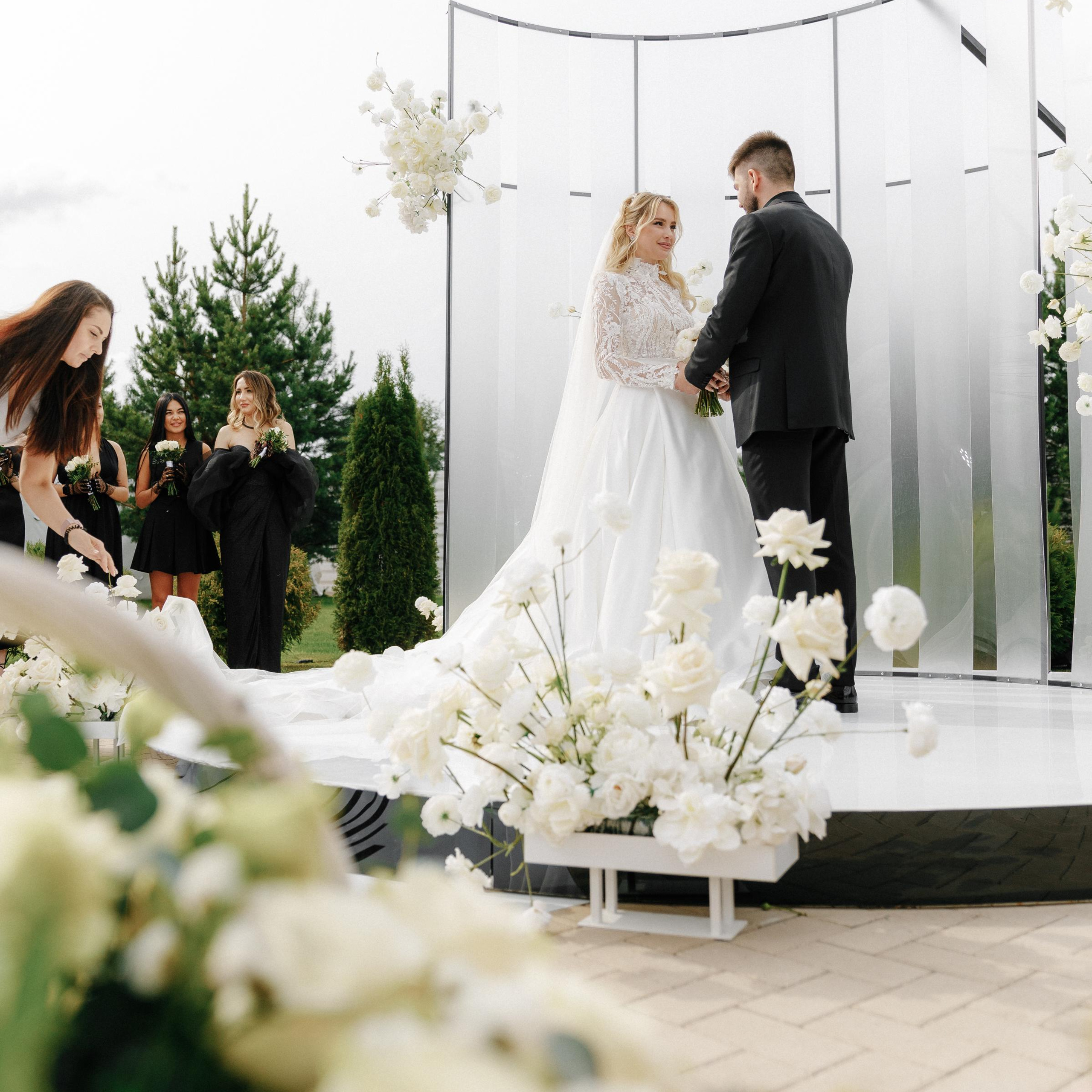 JANI CRYSTAL. EFIMOV IN SPACE — свадебный фотограф