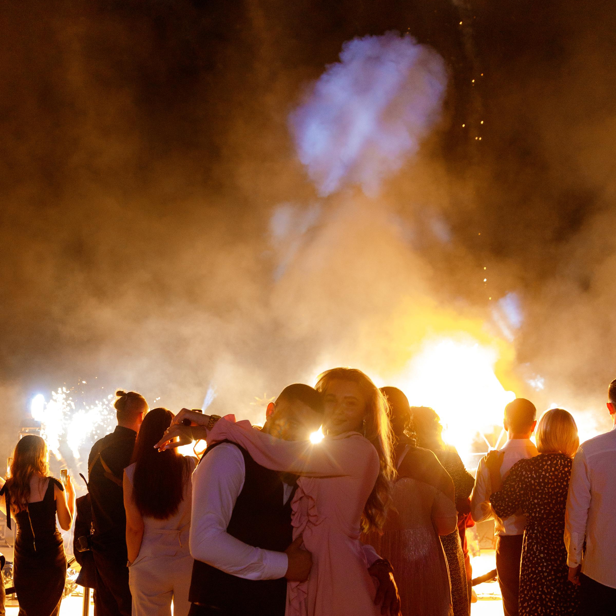 JANI CRYSTAL. EFIMOV IN SPACE — свадебный фотограф