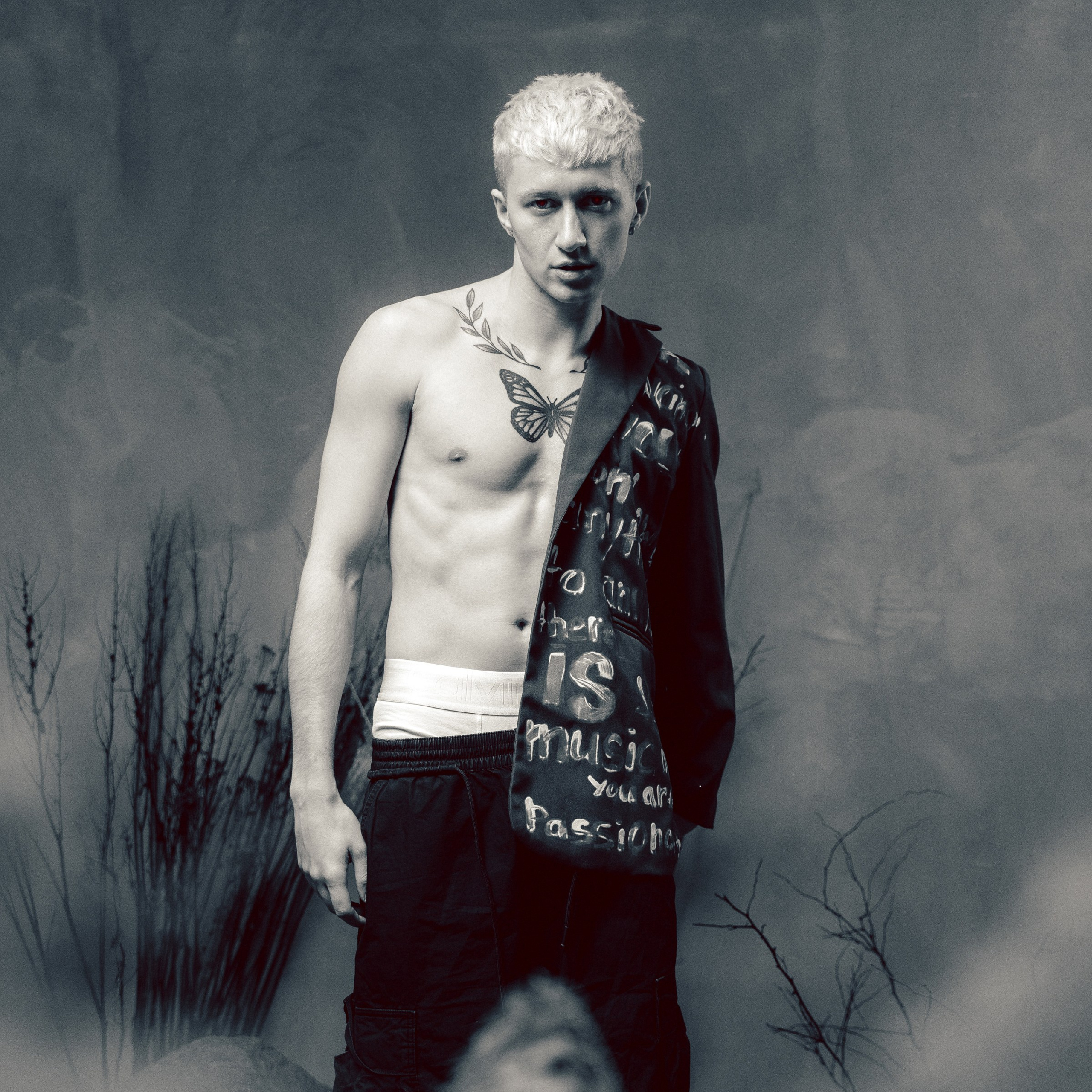 PODIUM. EFIMOV IN SPACE — свадебный фотограф