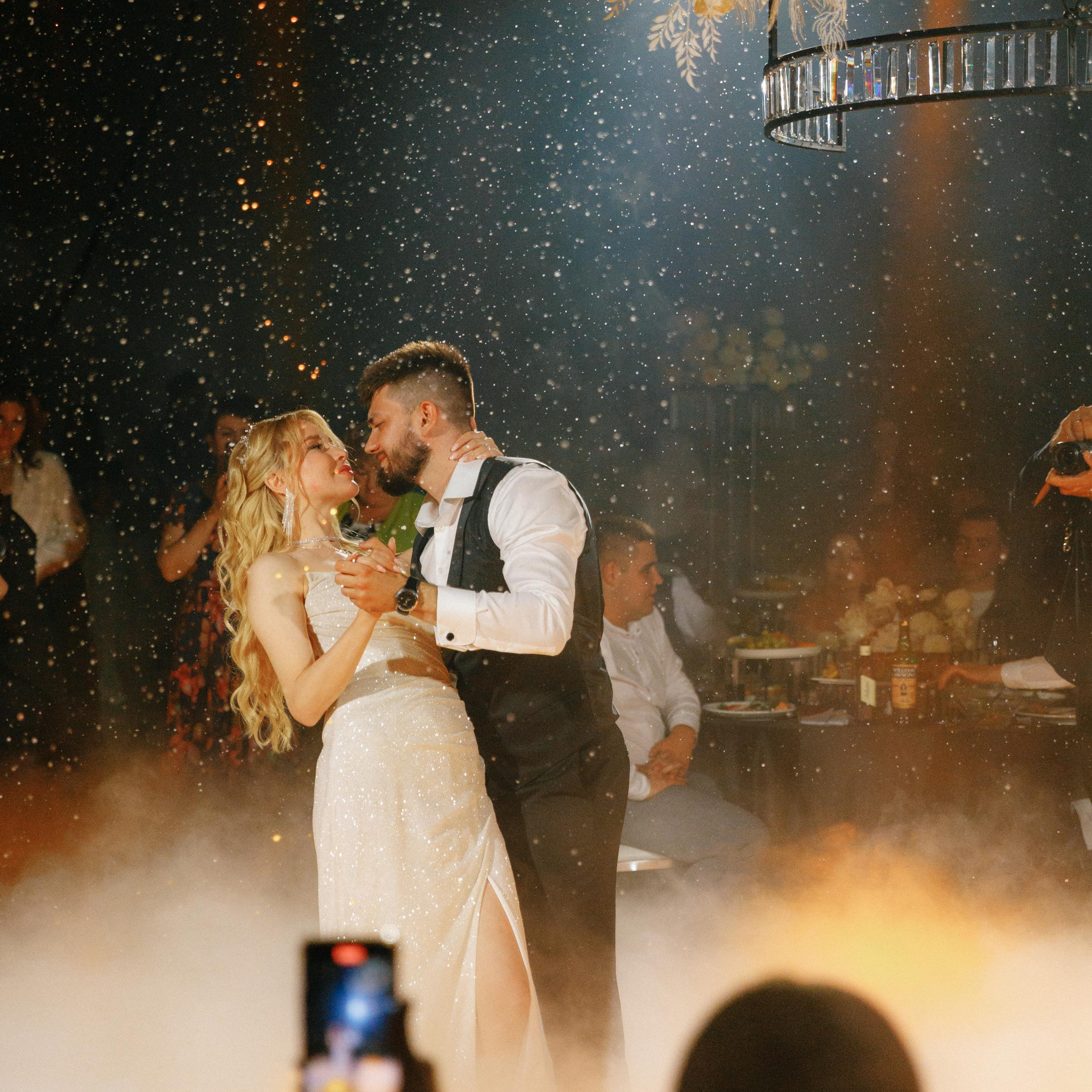 JANI CRYSTAL. EFIMOV IN SPACE — свадебный фотограф