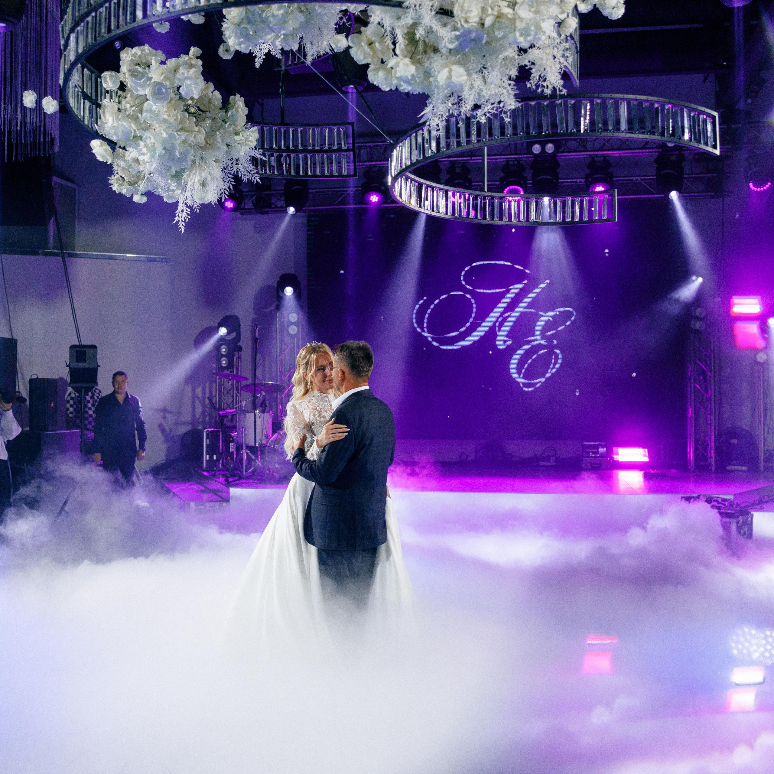 JANI CRYSTAL. EFIMOV IN SPACE — свадебный фотограф