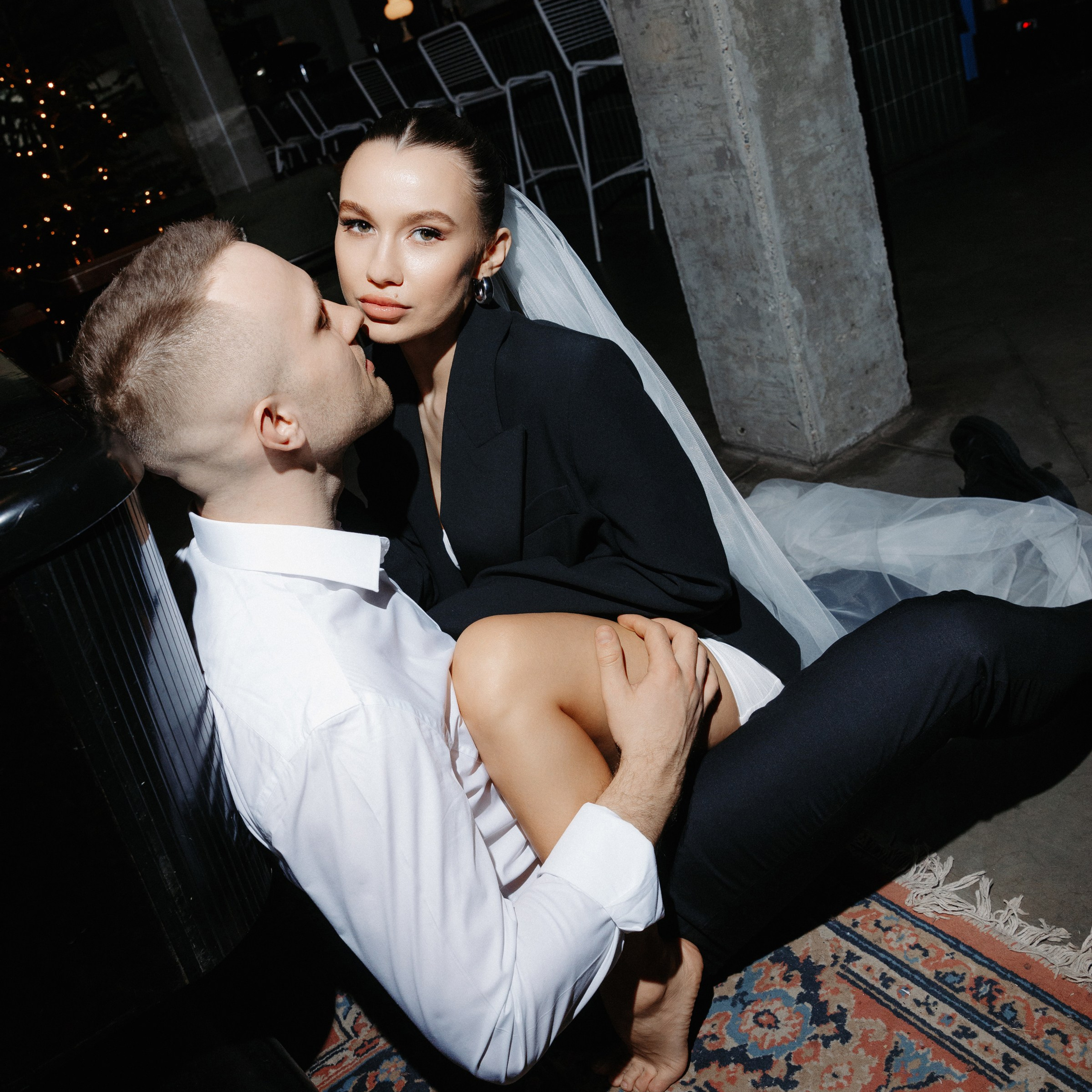 RASSVET. EFIMOV IN SPACE — свадебный фотограф