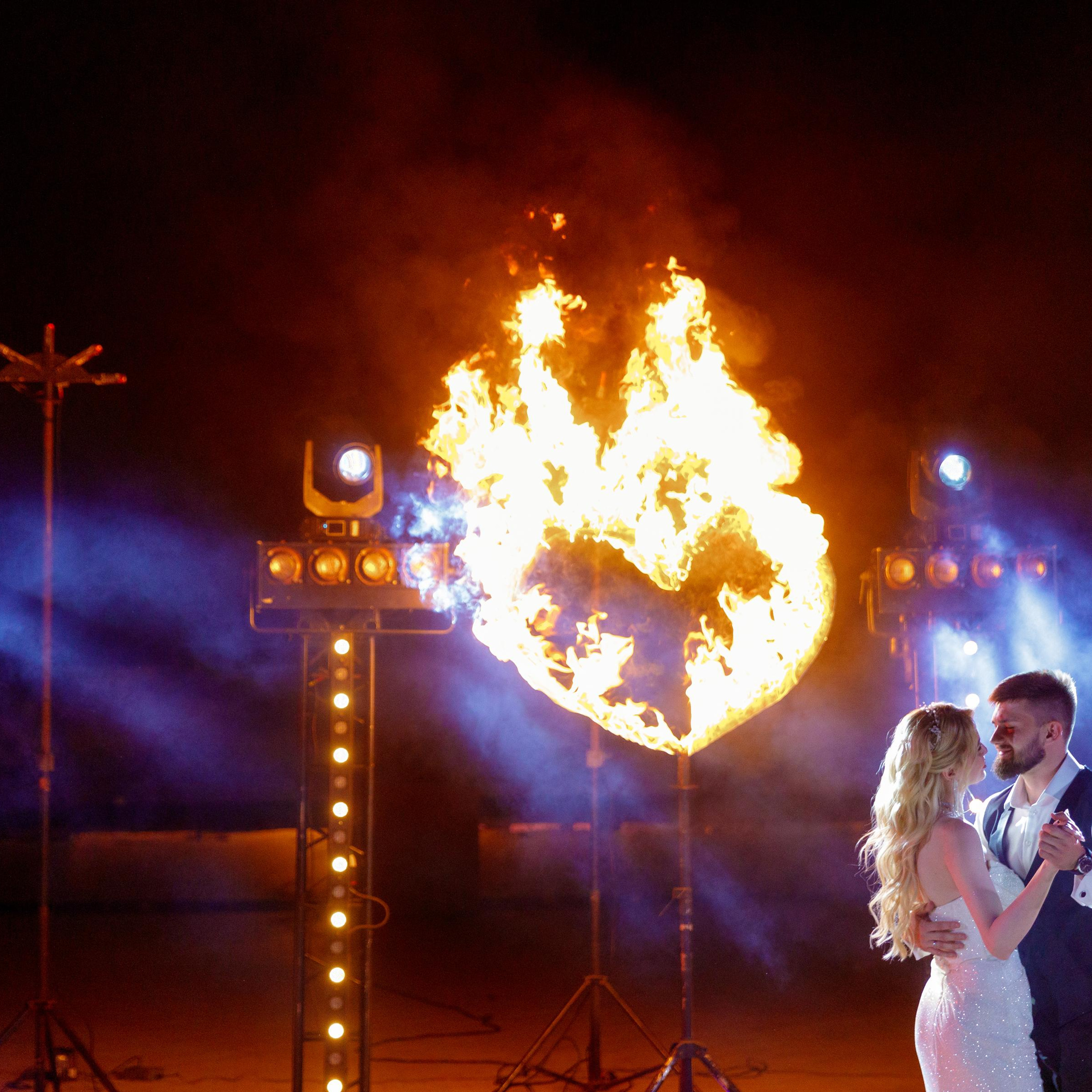 JANI CRYSTAL. EFIMOV IN SPACE — свадебный фотограф