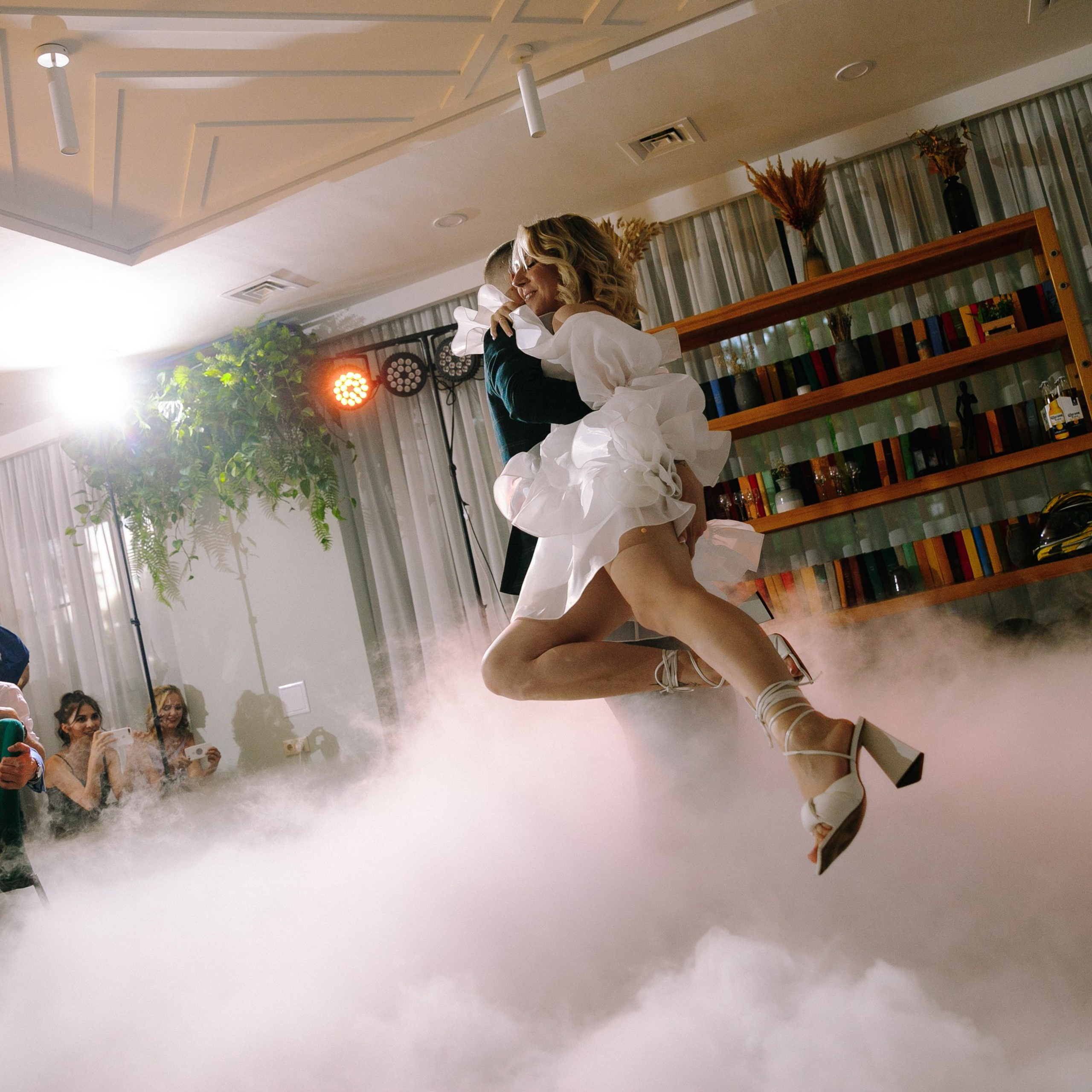 ЛОУРАЙДЕР. EFIMOV IN SPACE — свадебный фотограф