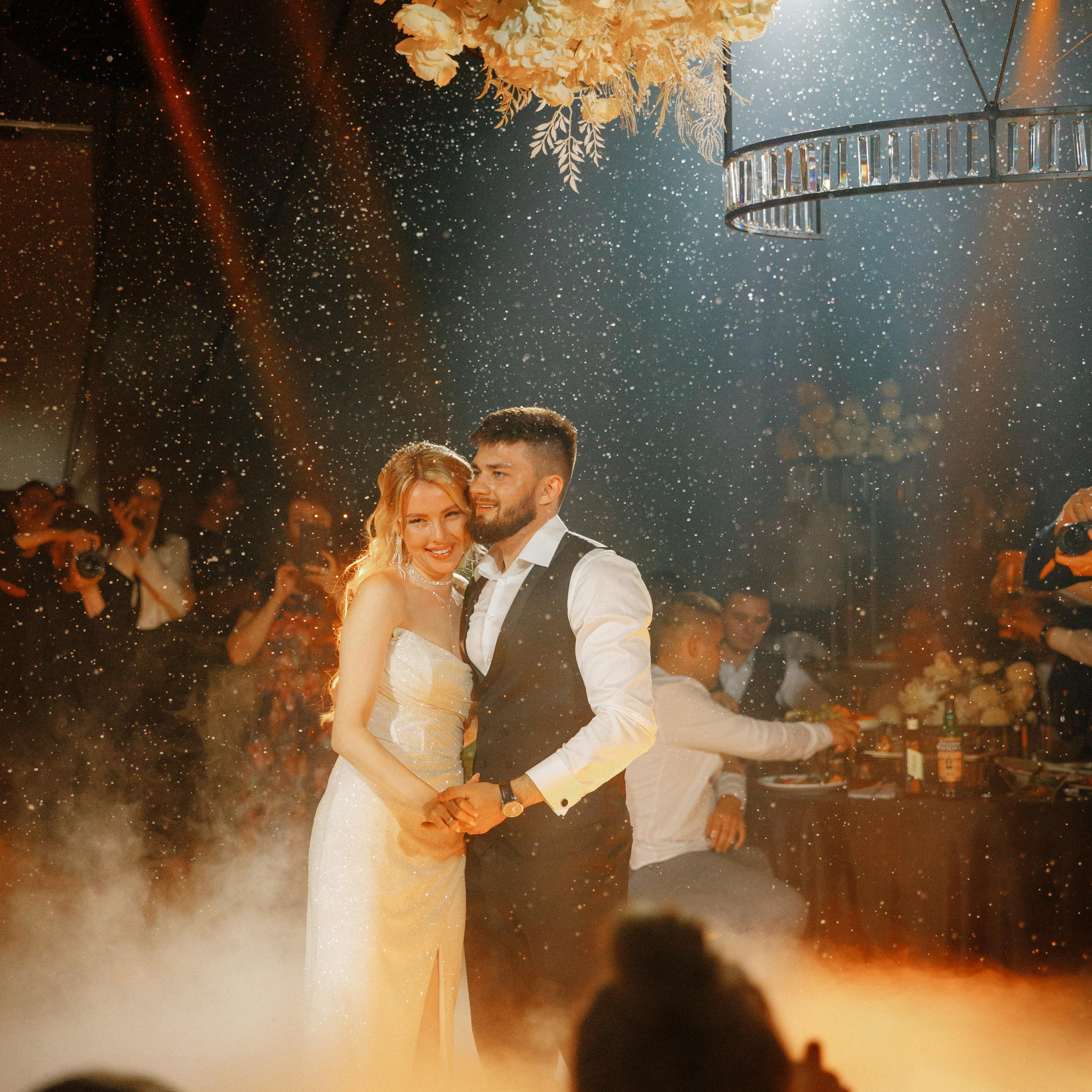 JANI CRYSTAL. EFIMOV IN SPACE — свадебный фотограф