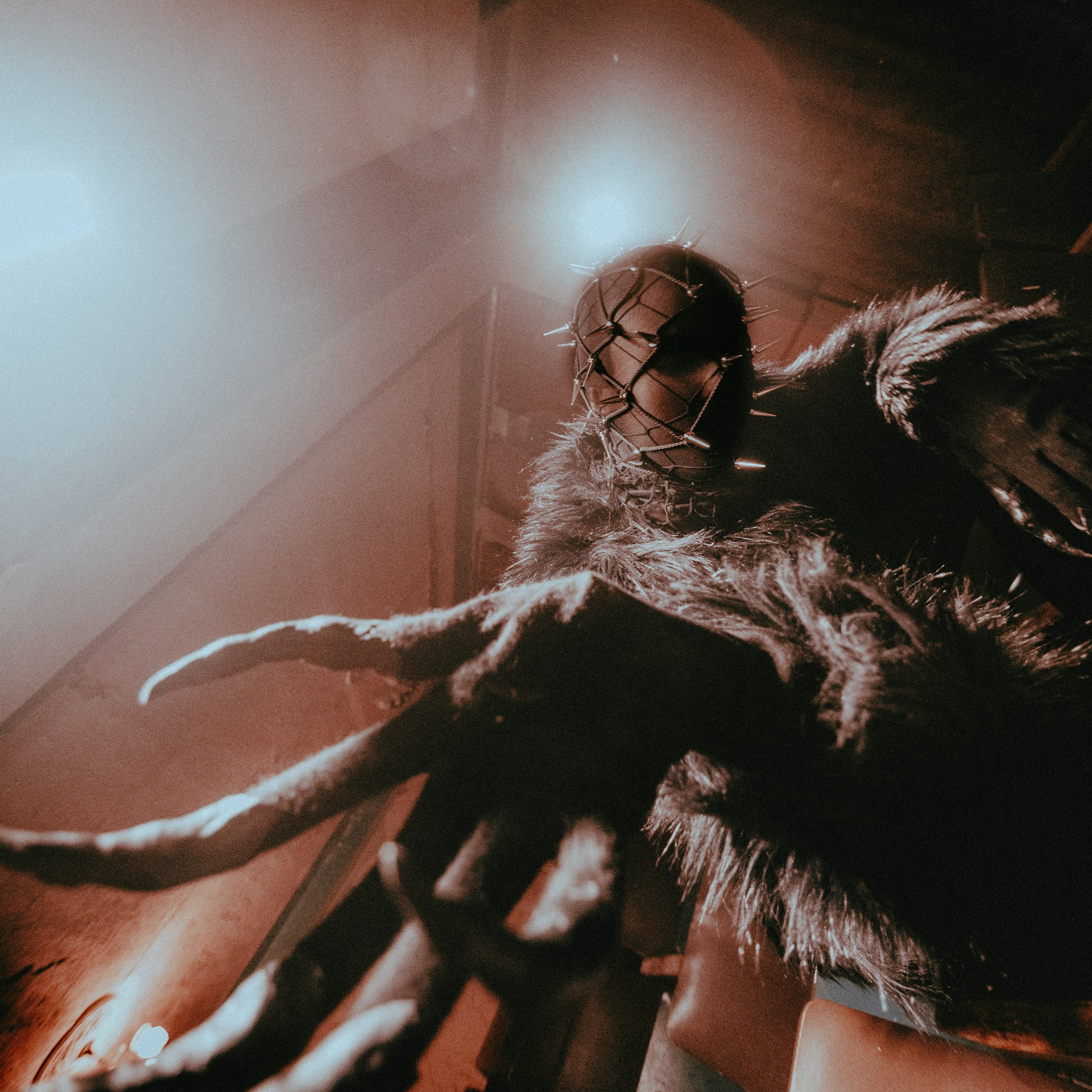 MONSTRO. EFIMOV IN SPACE — свадебный фотограф