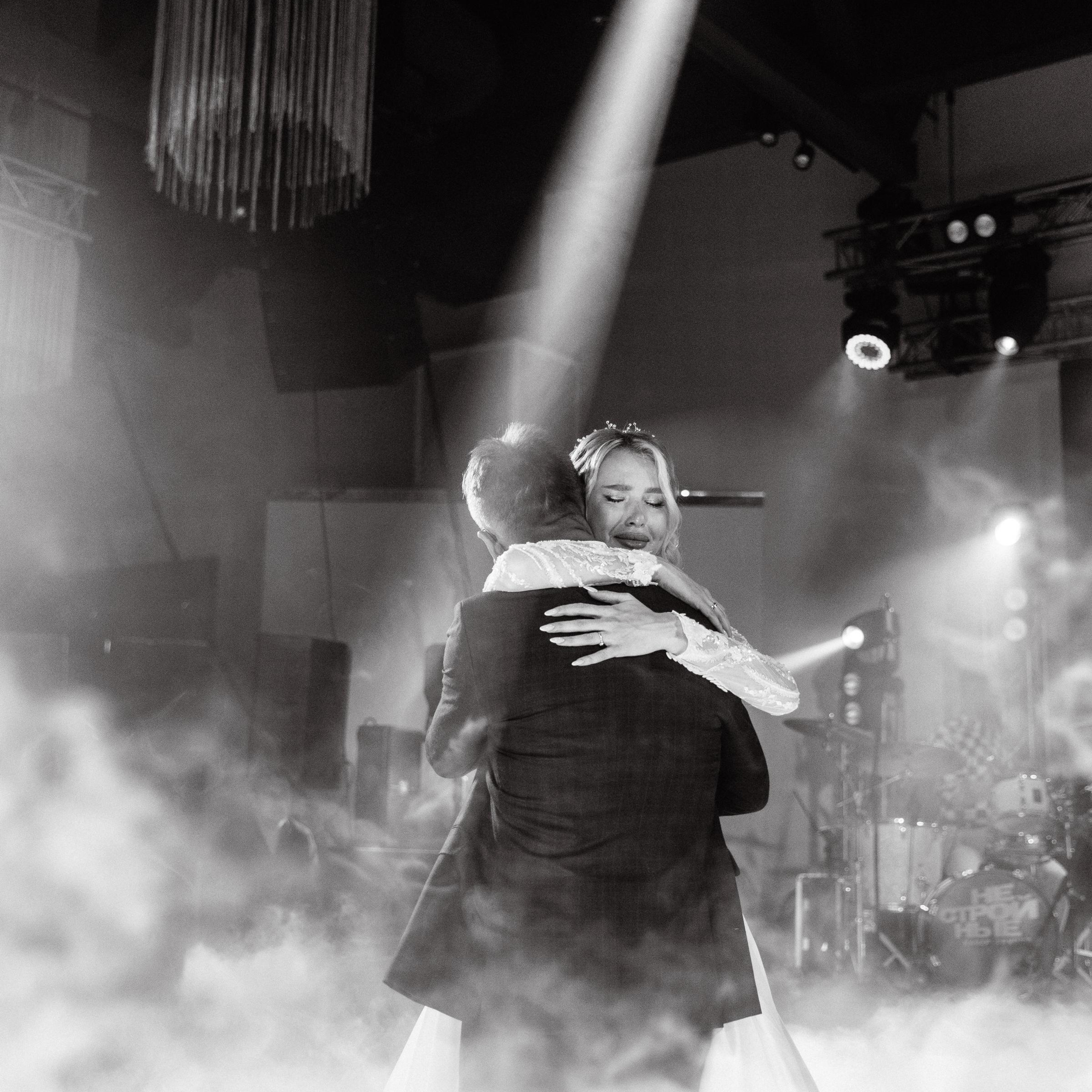 JANI CRYSTAL. EFIMOV IN SPACE — свадебный фотограф