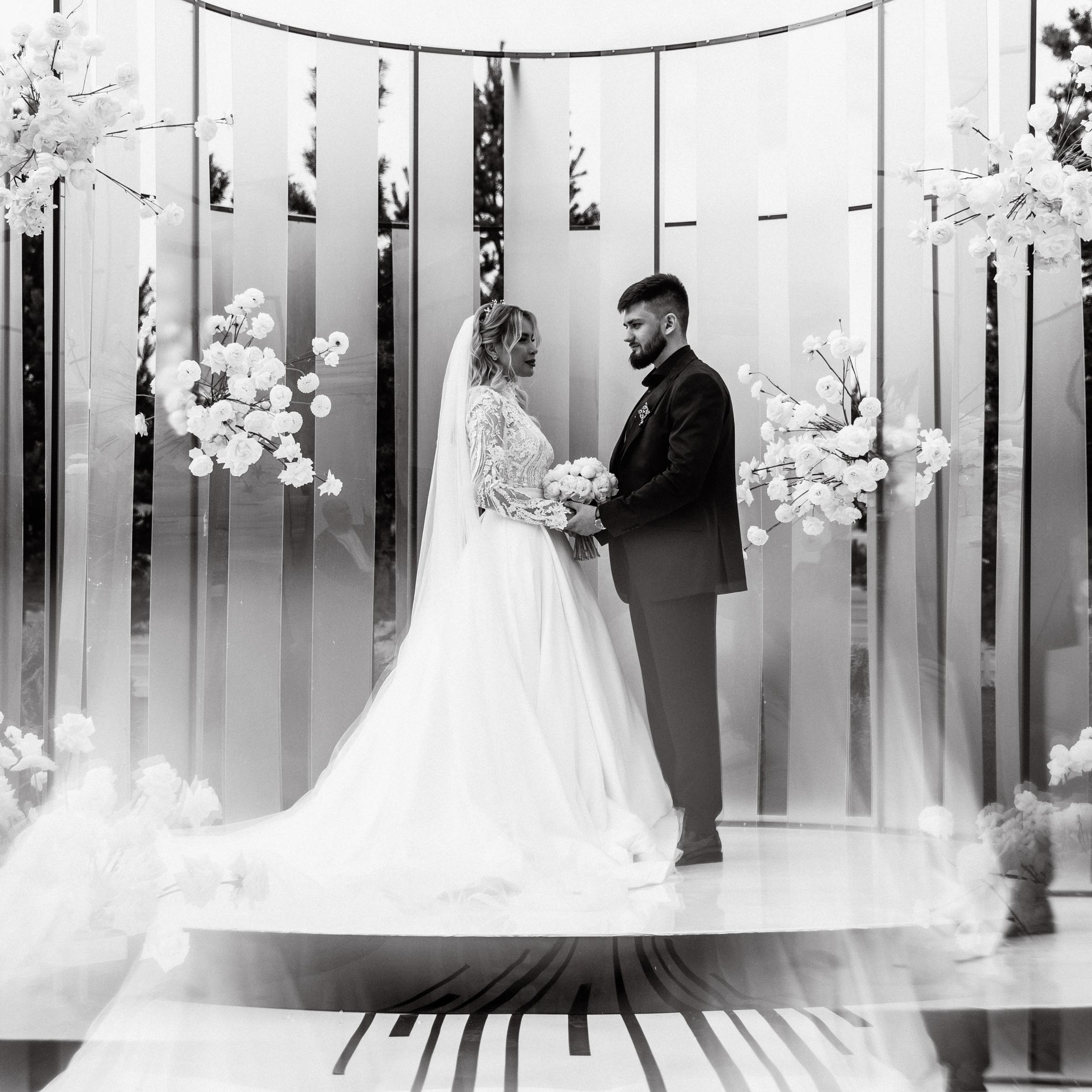 JANI CRYSTAL. EFIMOV IN SPACE — свадебный фотограф