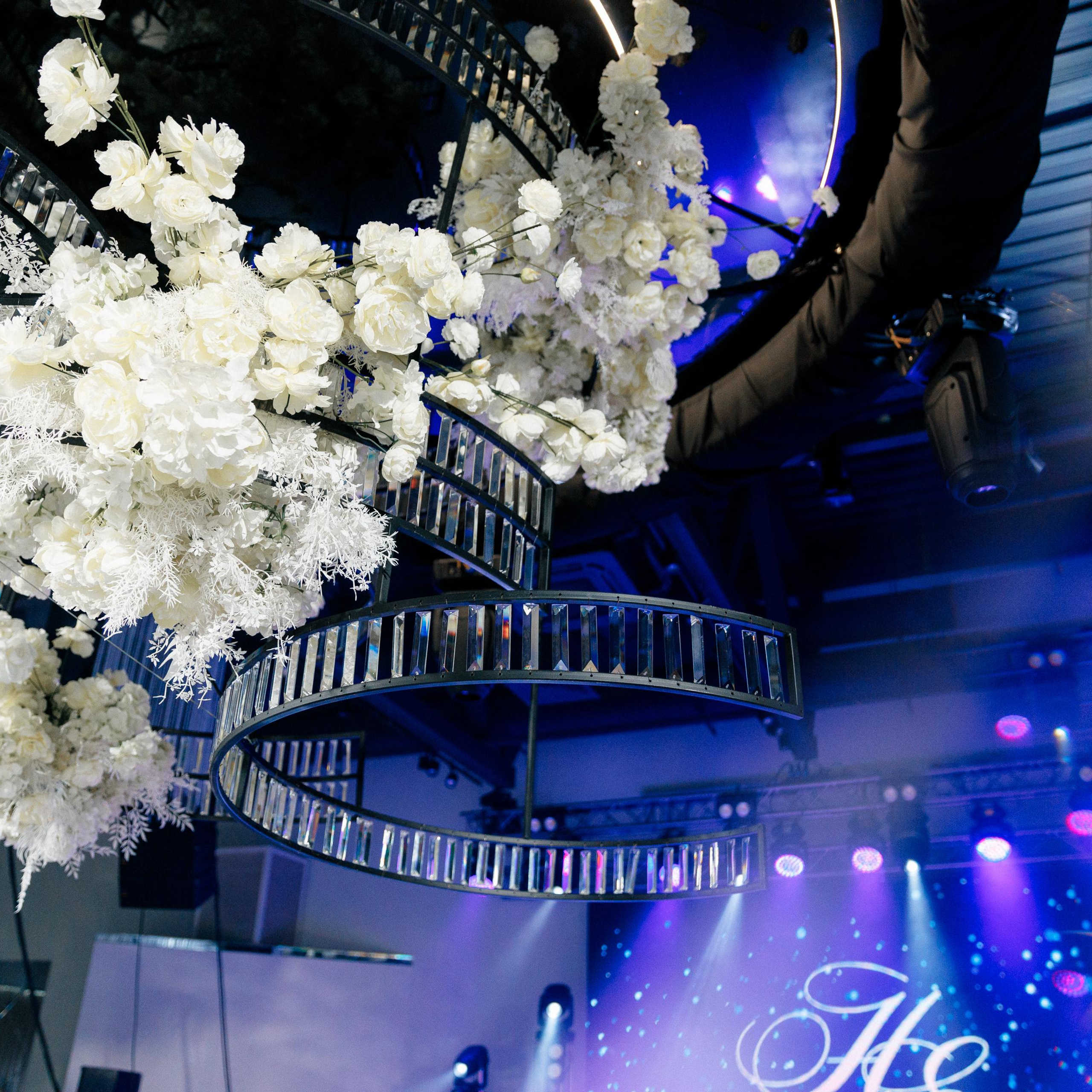 JANI CRYSTAL. EFIMOV IN SPACE — свадебный фотограф