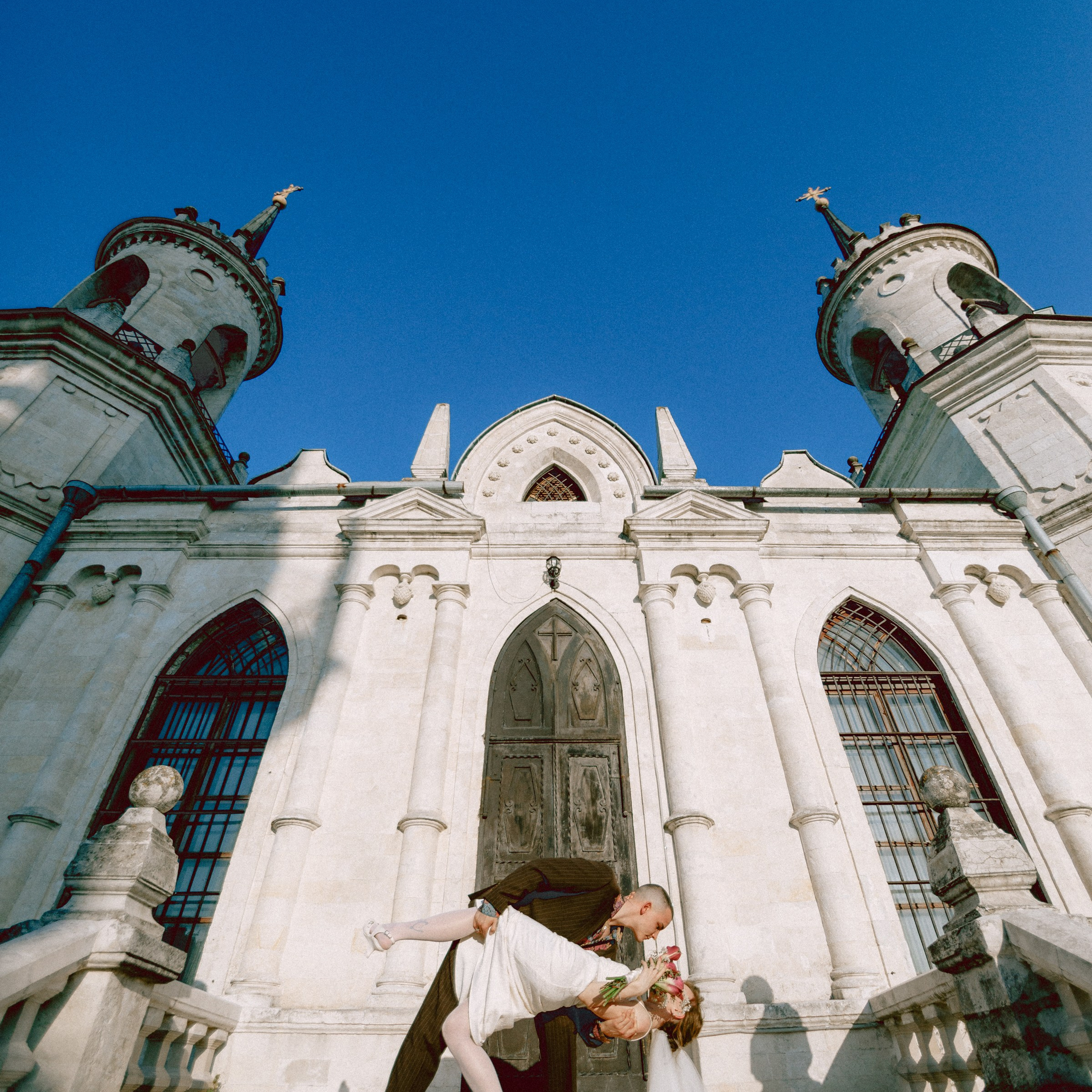 SCARO & YANAANII. EFIMOV IN SPACE — свадебный фотограф