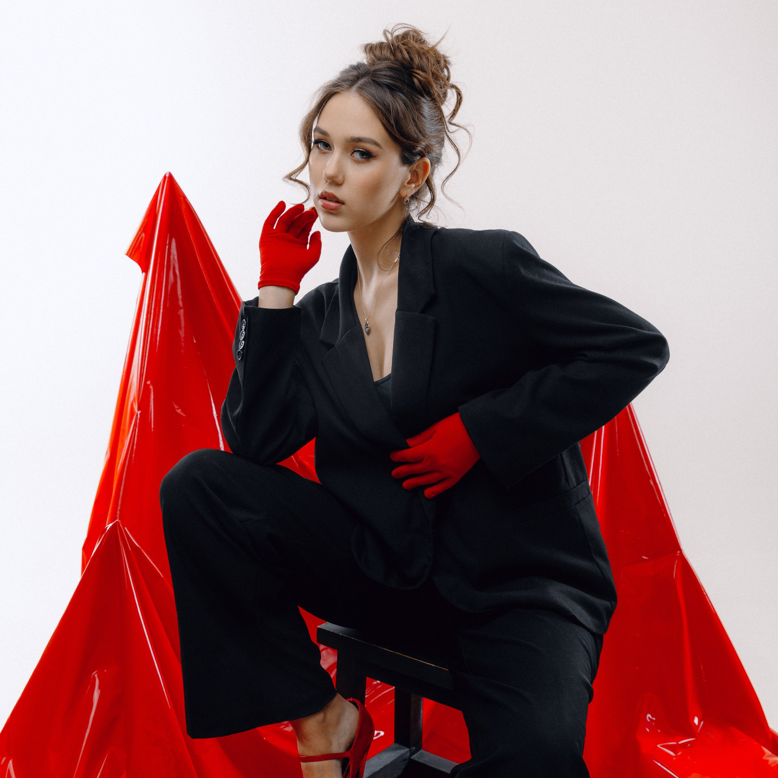 E V A. EFIMOV IN SPACE — свадебный фотограф