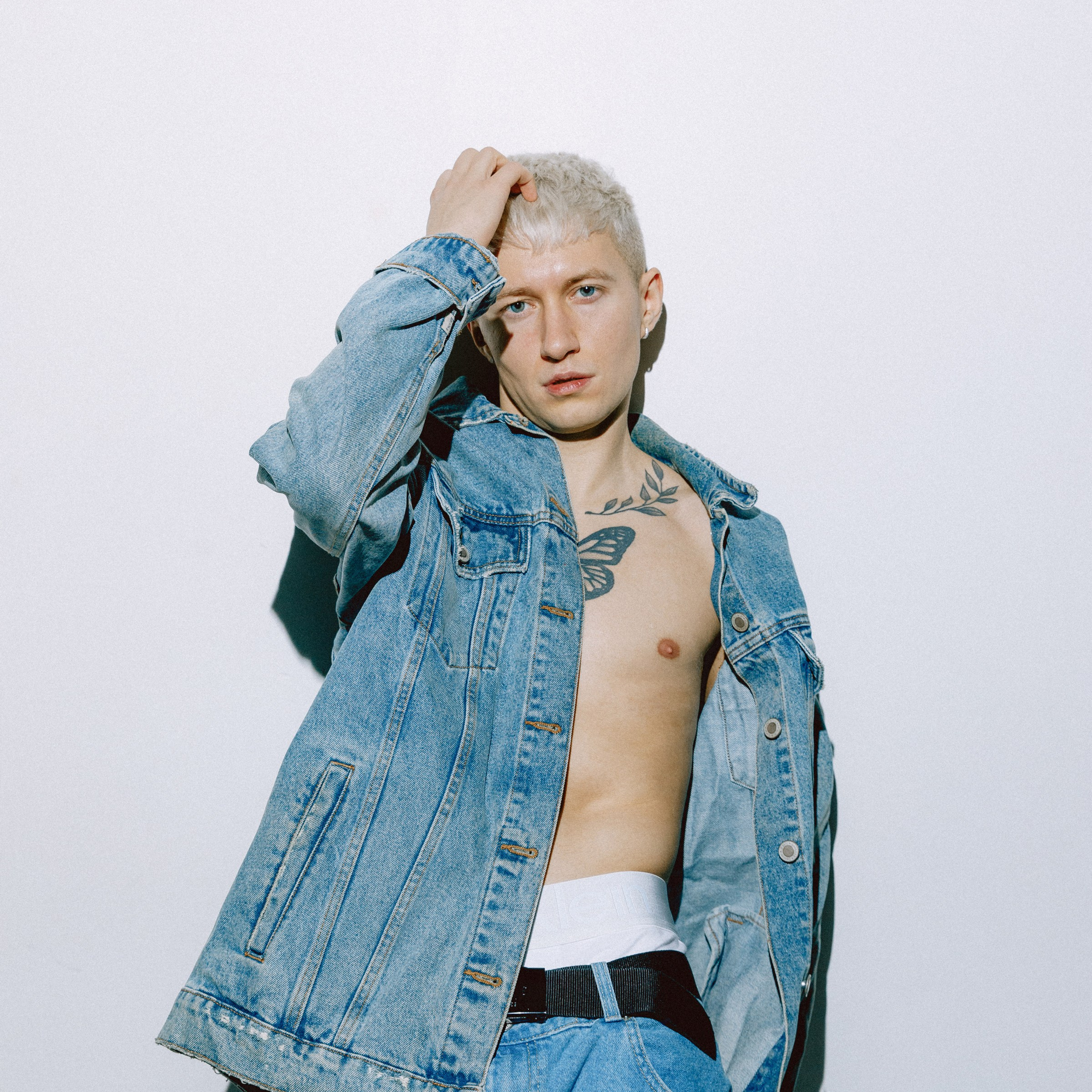 PODIUM. EFIMOV IN SPACE — свадебный фотограф