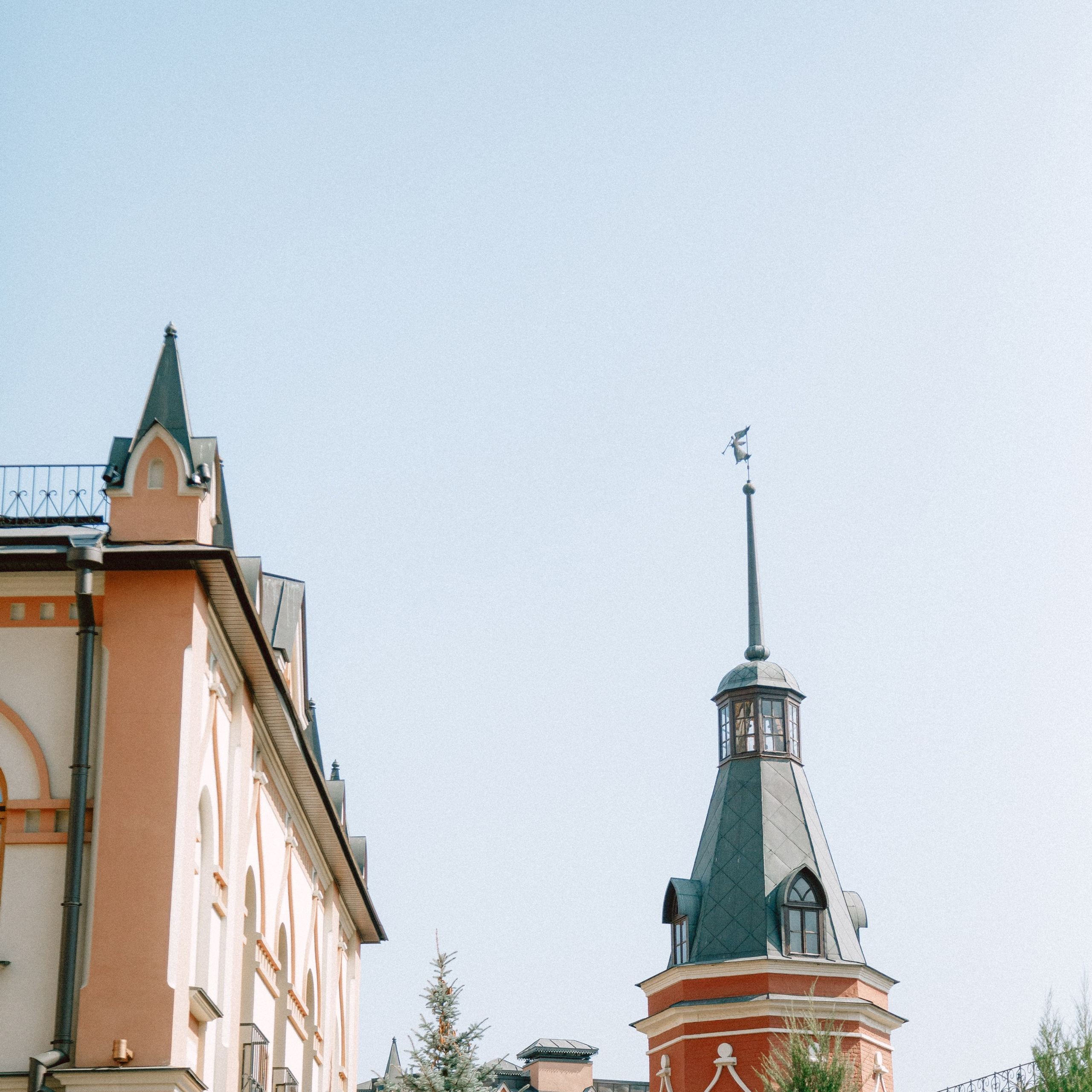 SCARO & YANAANII. EFIMOV IN SPACE — свадебный фотограф