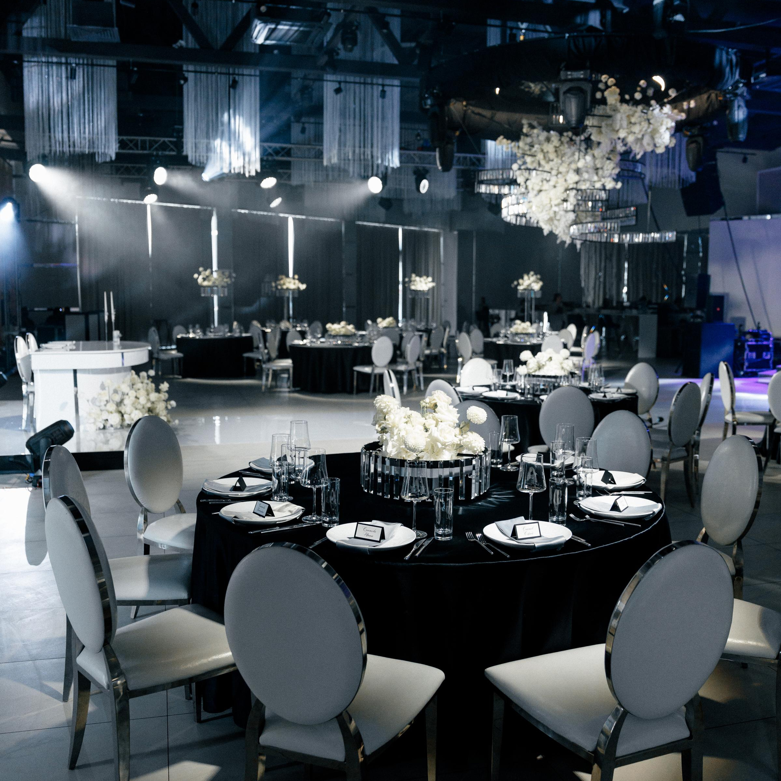 JANI CRYSTAL. EFIMOV IN SPACE — свадебный фотограф