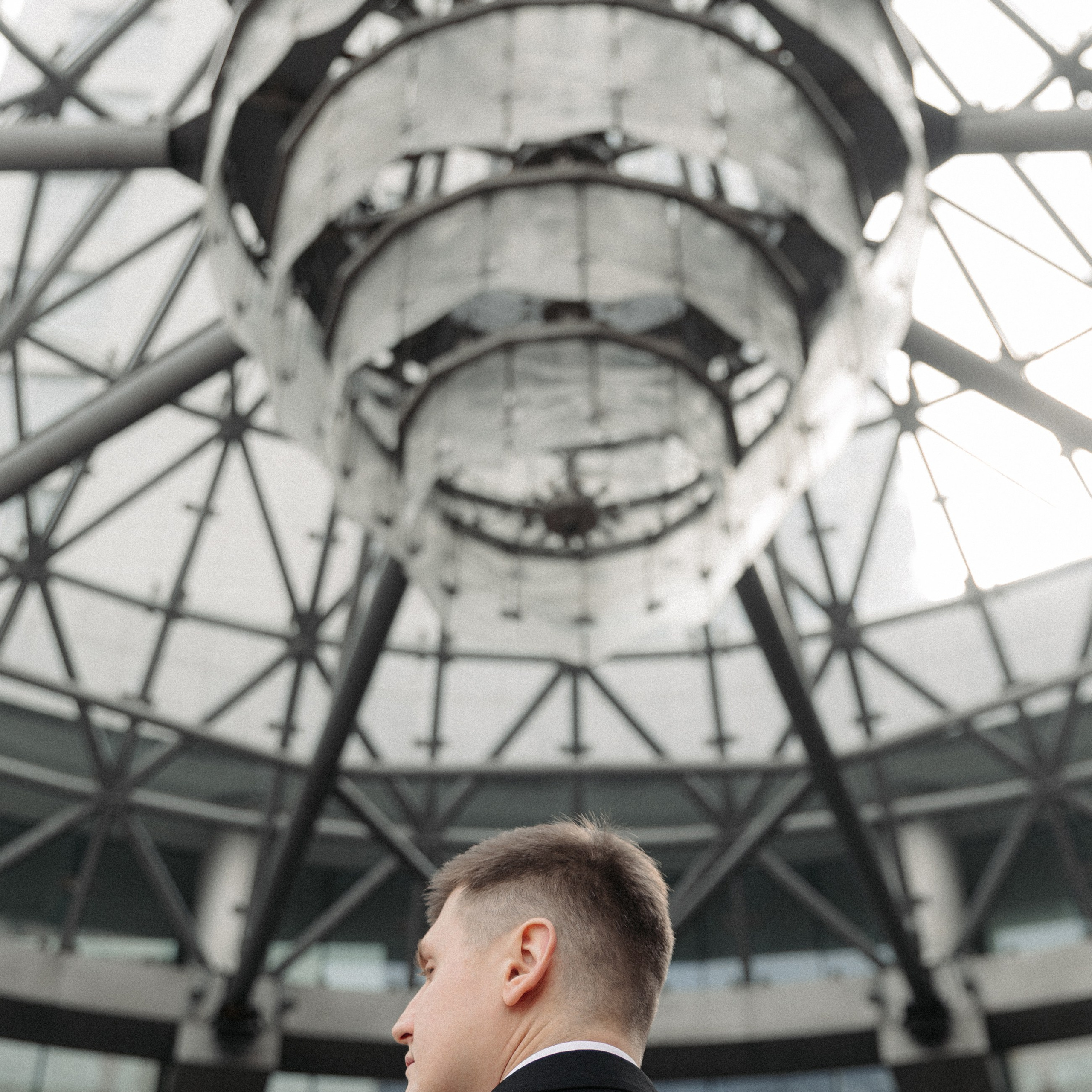 АПРЕЛЬСКАЯ МОСКВА. EFIMOV IN SPACE — свадебный фотограф