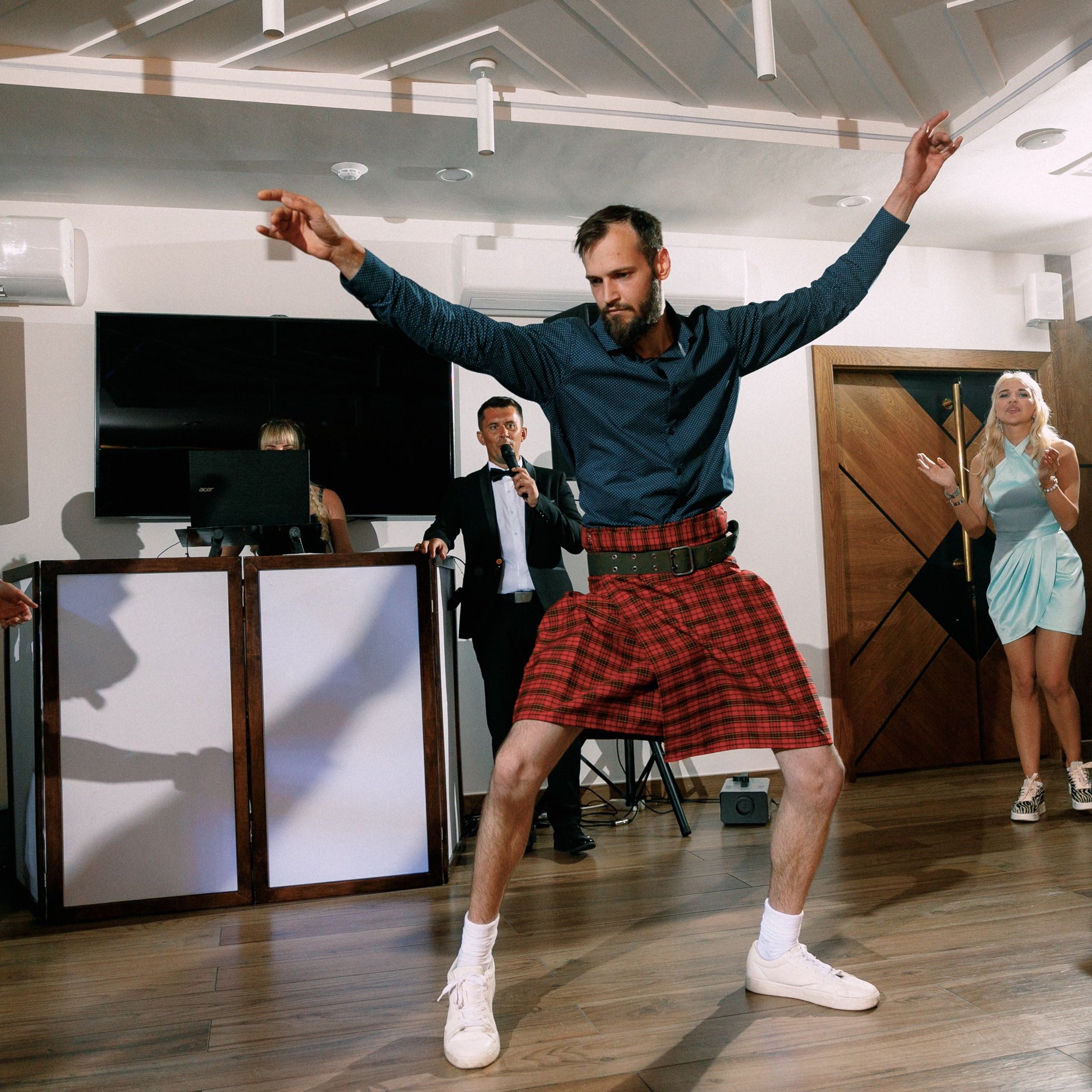 ЛОУРАЙДЕР. EFIMOV IN SPACE — свадебный фотограф