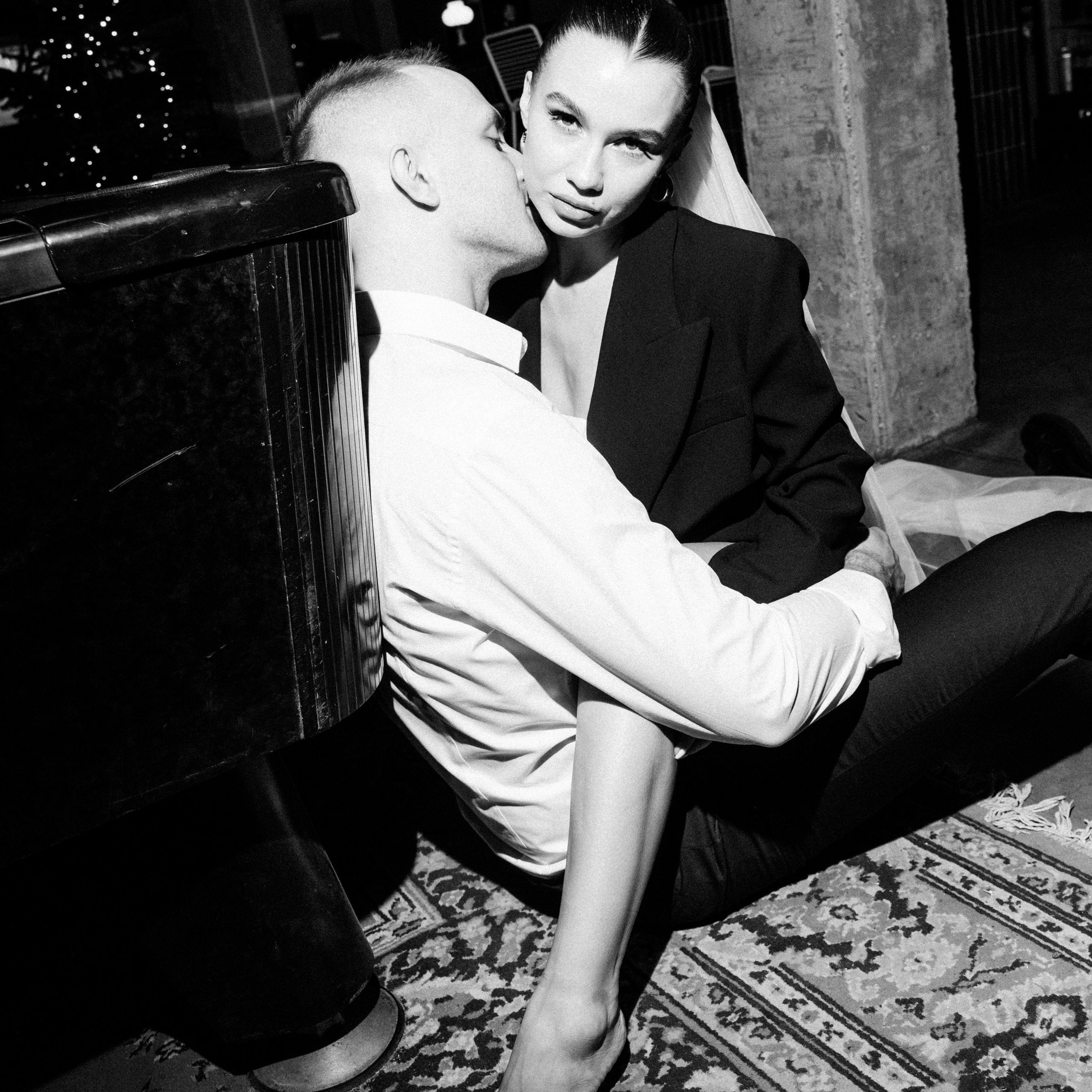 RASSVET. EFIMOV IN SPACE — свадебный фотограф