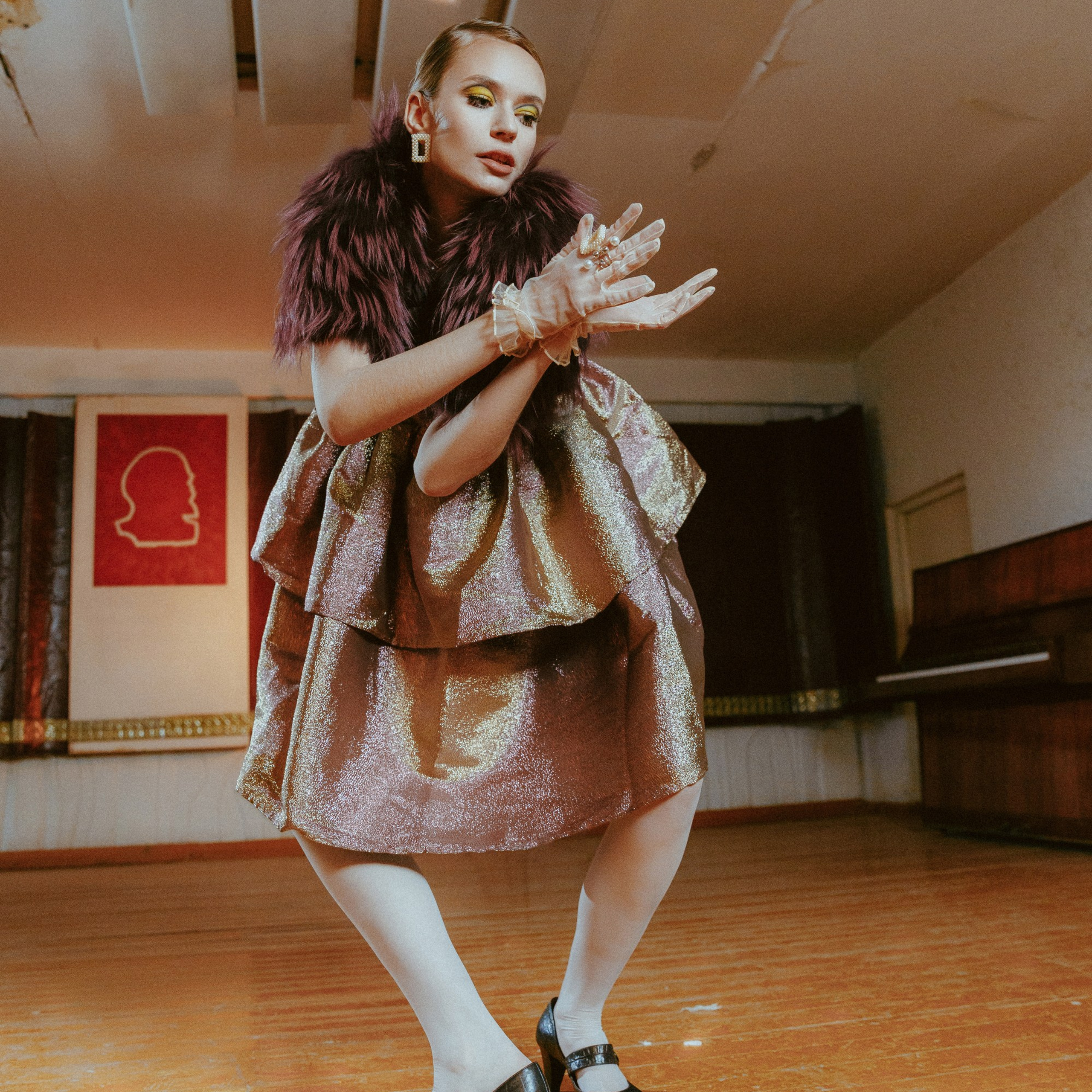 MONSTRO. EFIMOV IN SPACE — свадебный фотограф