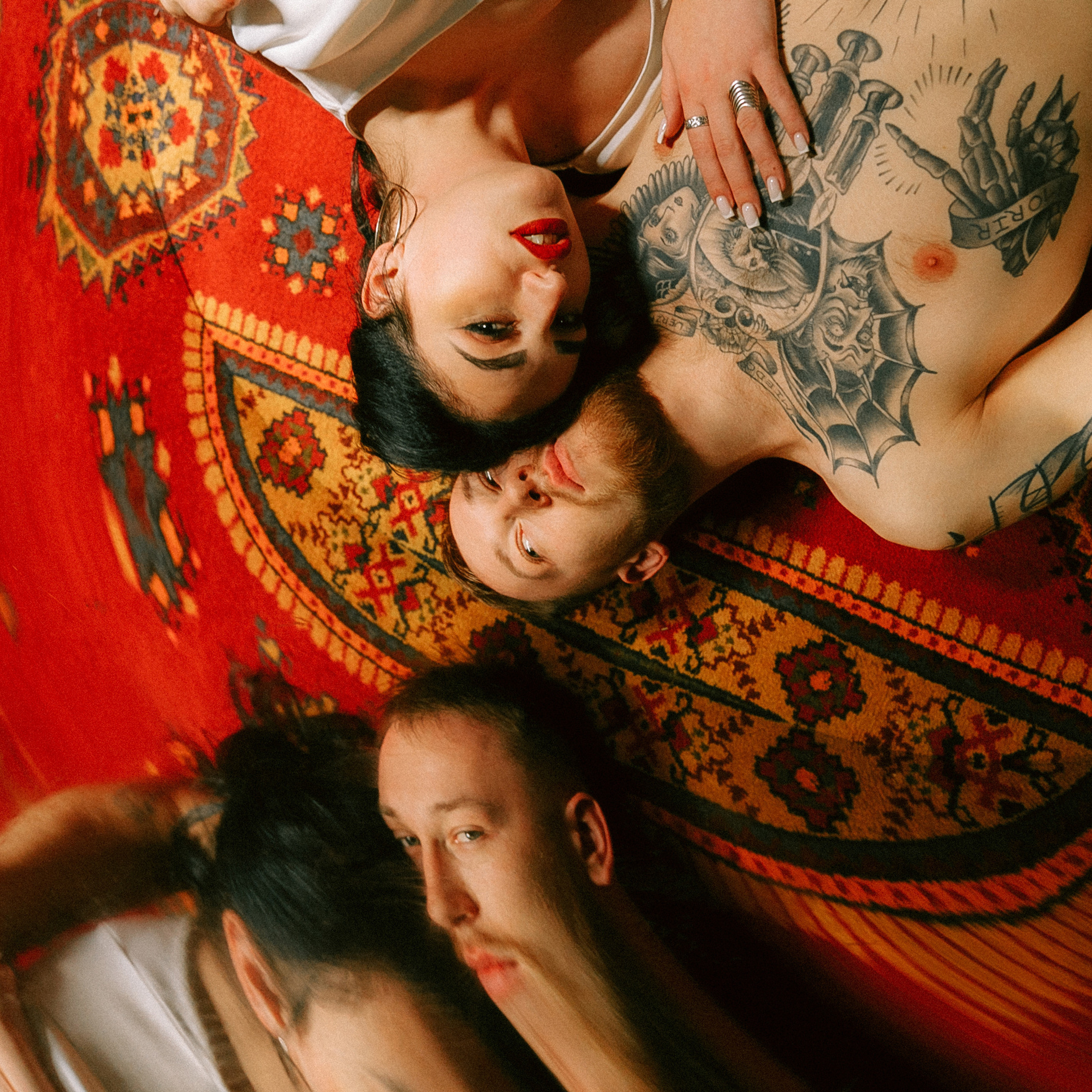 WEDDING IN RUSSIA BE LIKE. EFIMOV IN SPACE — свадебный фотограф