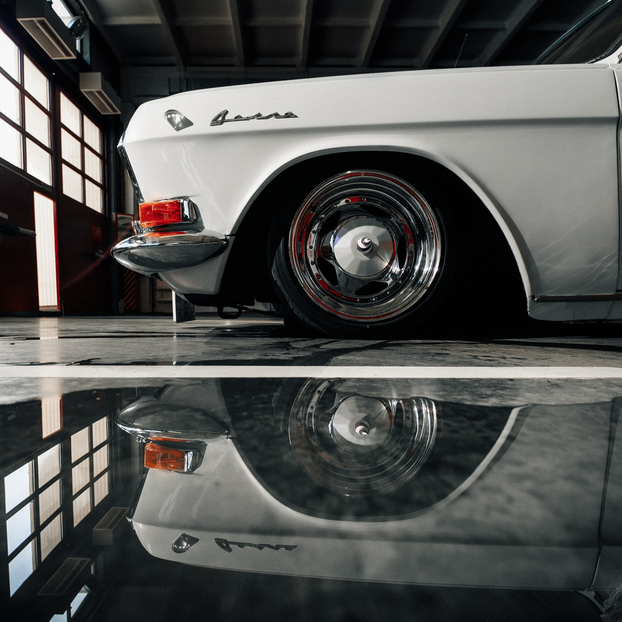 ЛОУРАЙДЕР. EFIMOV IN SPACE — свадебный фотограф