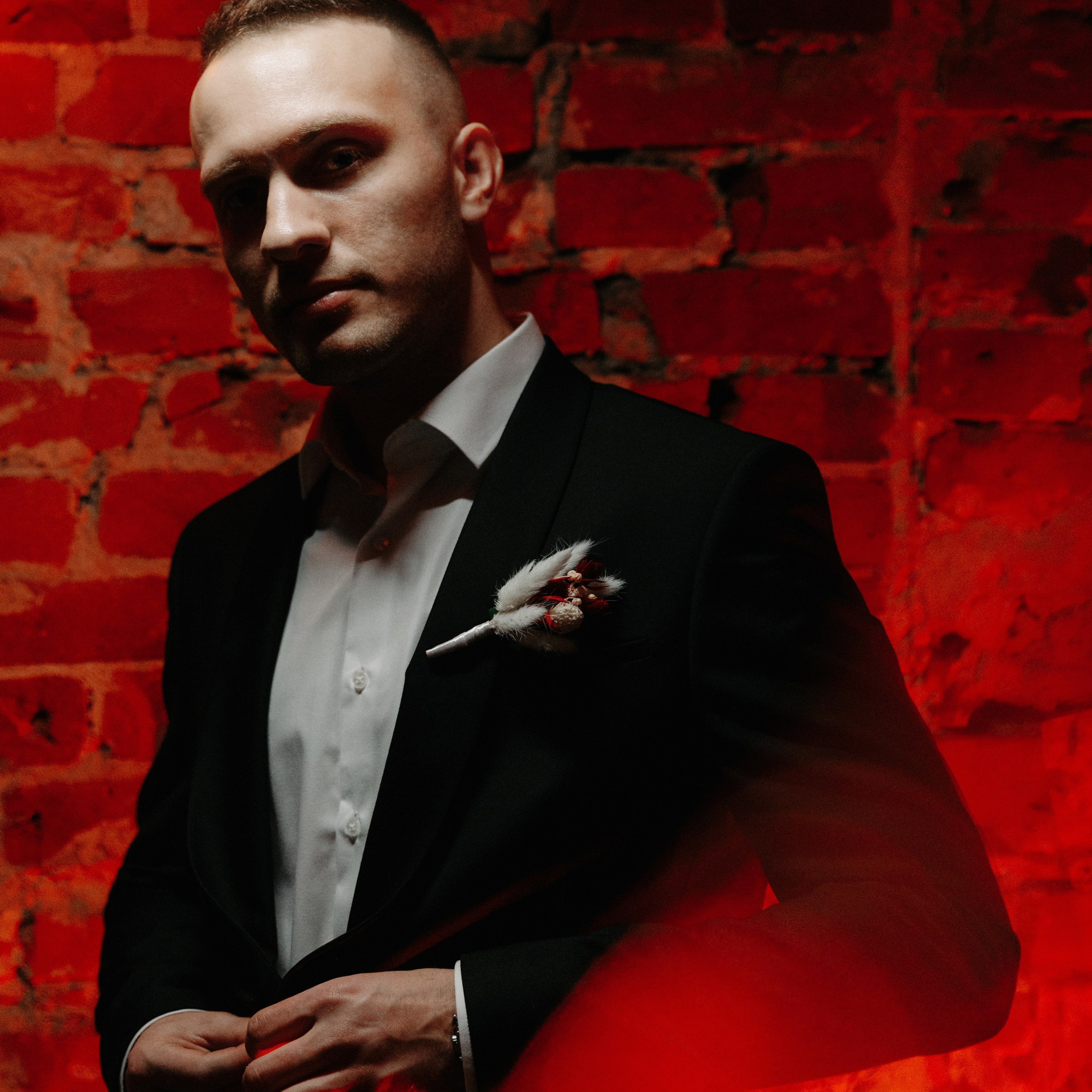 RASSVET. EFIMOV IN SPACE — свадебный фотограф