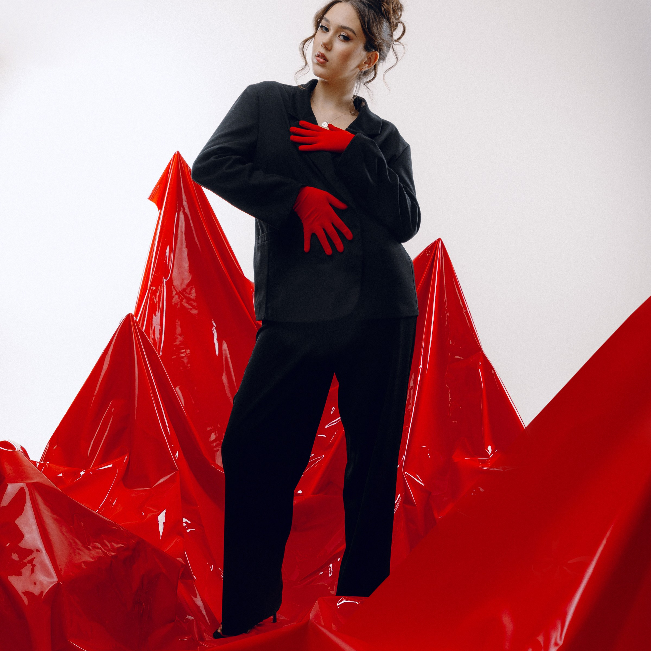 E V A. EFIMOV IN SPACE — свадебный фотограф