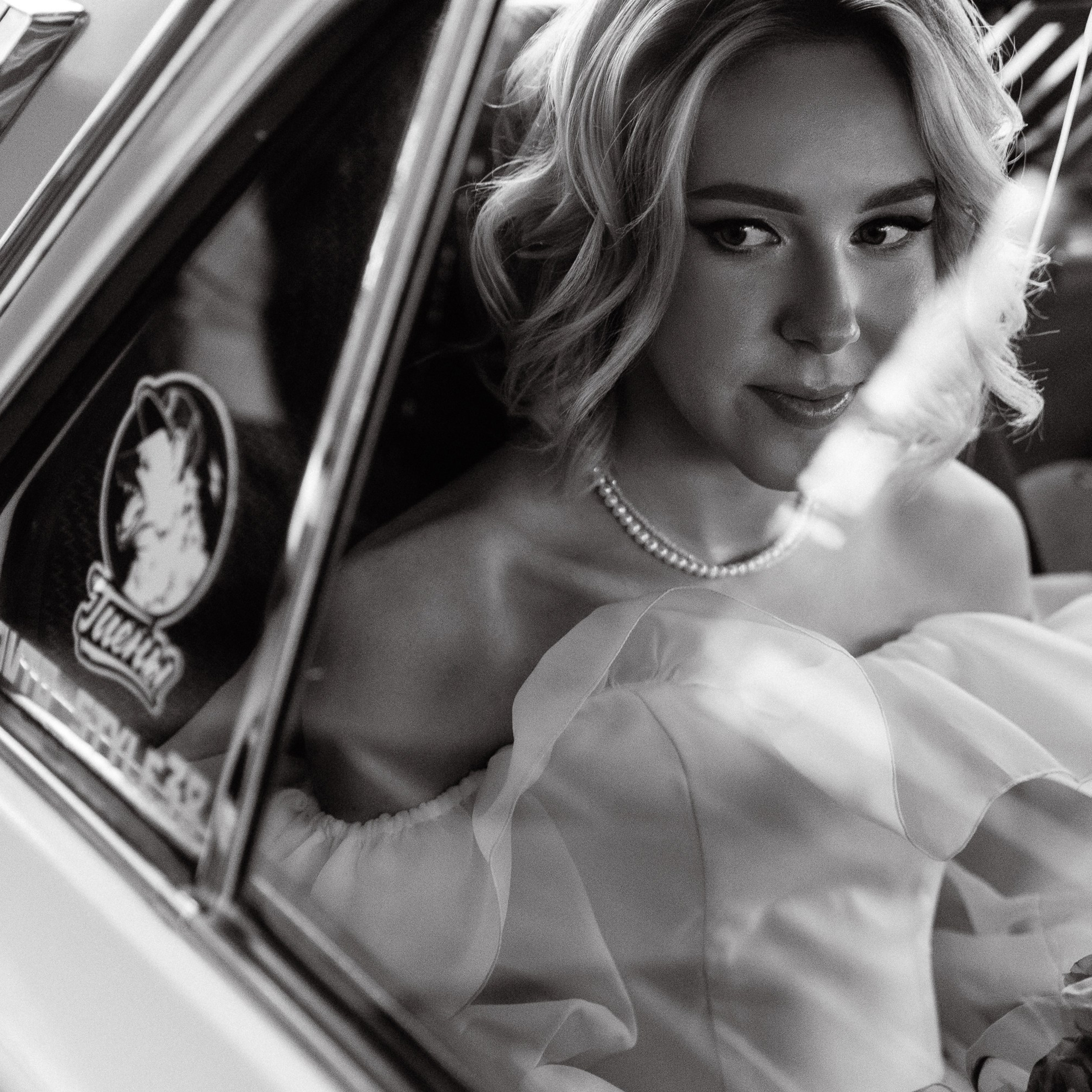 ЛОУРАЙДЕР. EFIMOV IN SPACE — свадебный фотограф