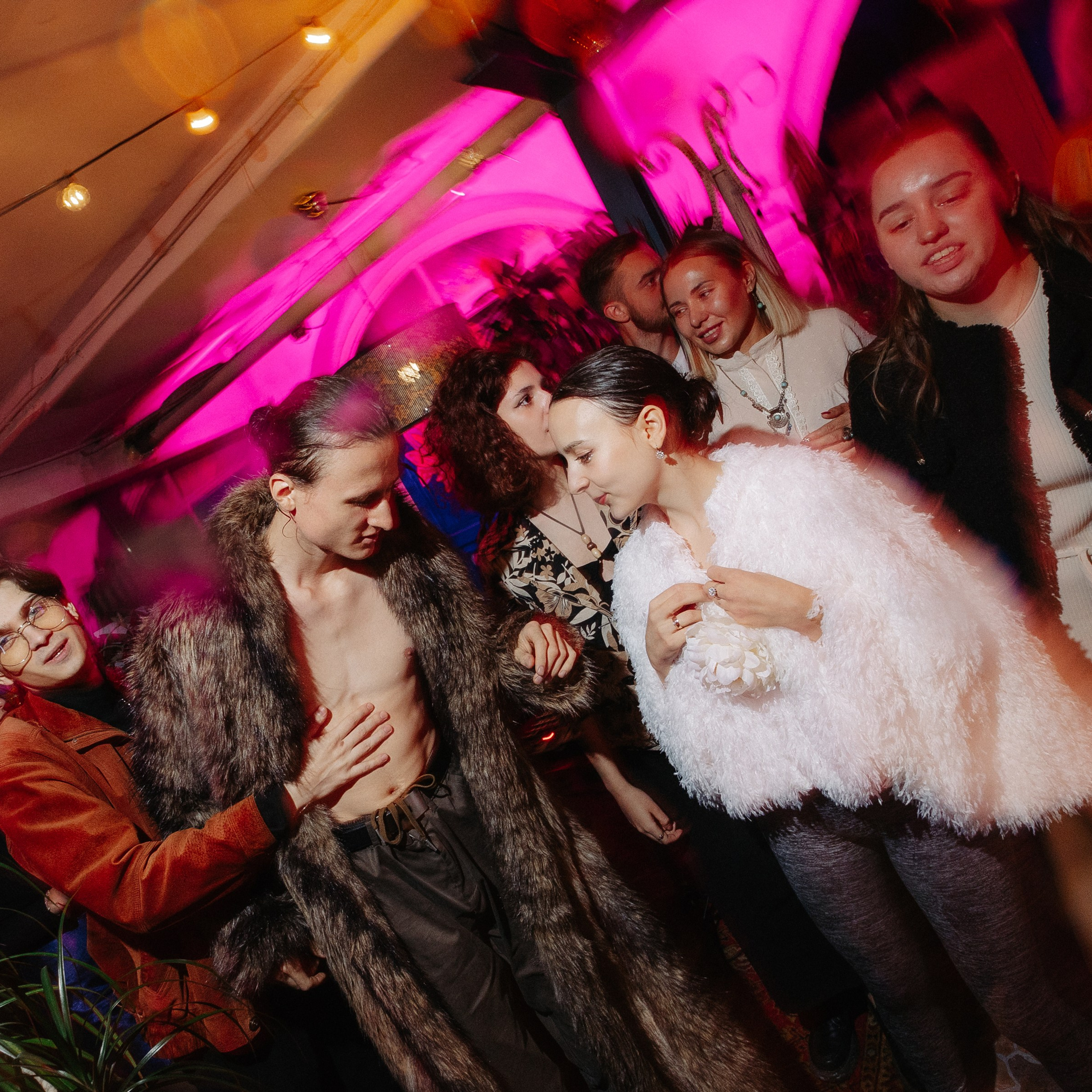 АВАНГАРД. EFIMOV IN SPACE — свадебный фотограф