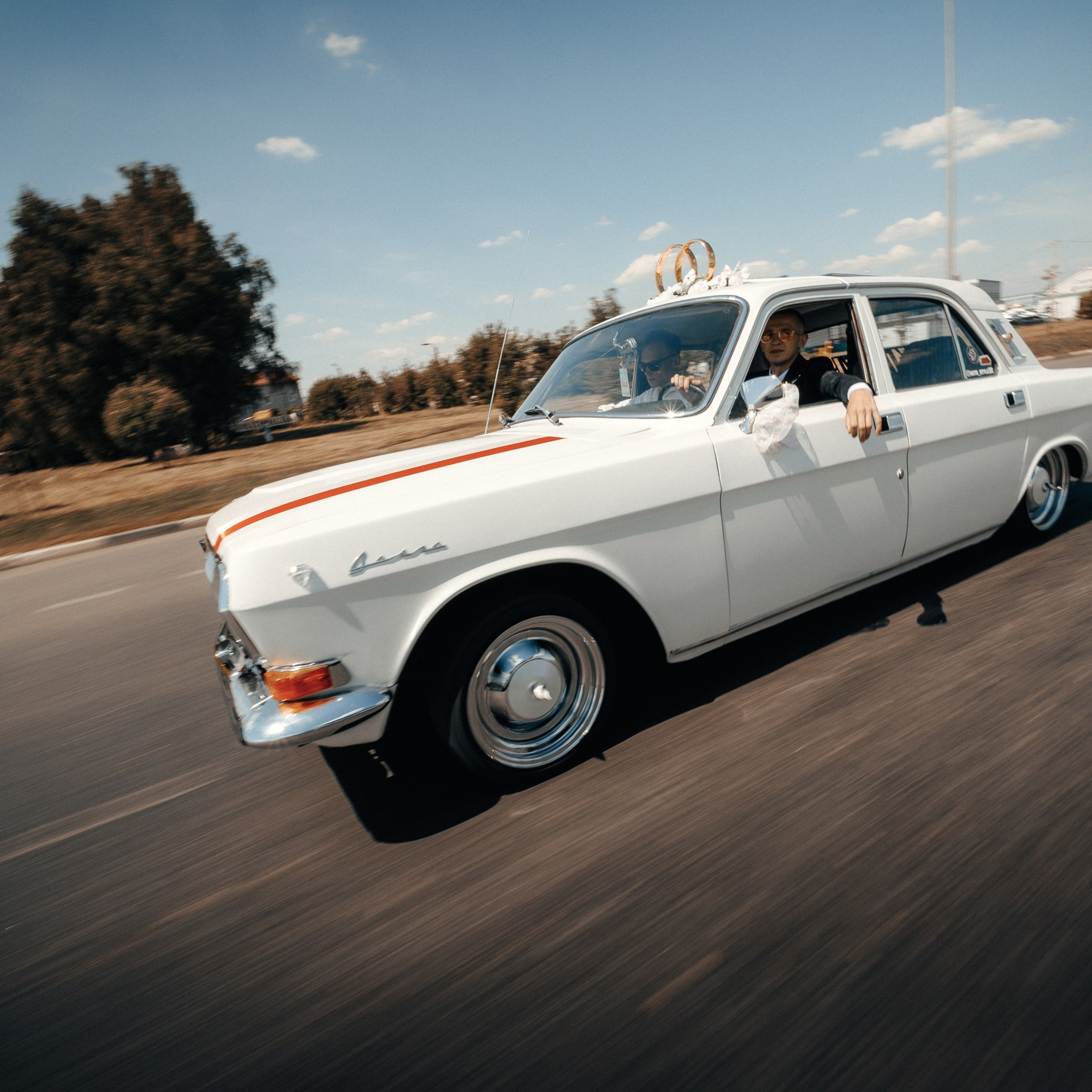 ЛОУРАЙДЕР. EFIMOV IN SPACE — свадебный фотограф