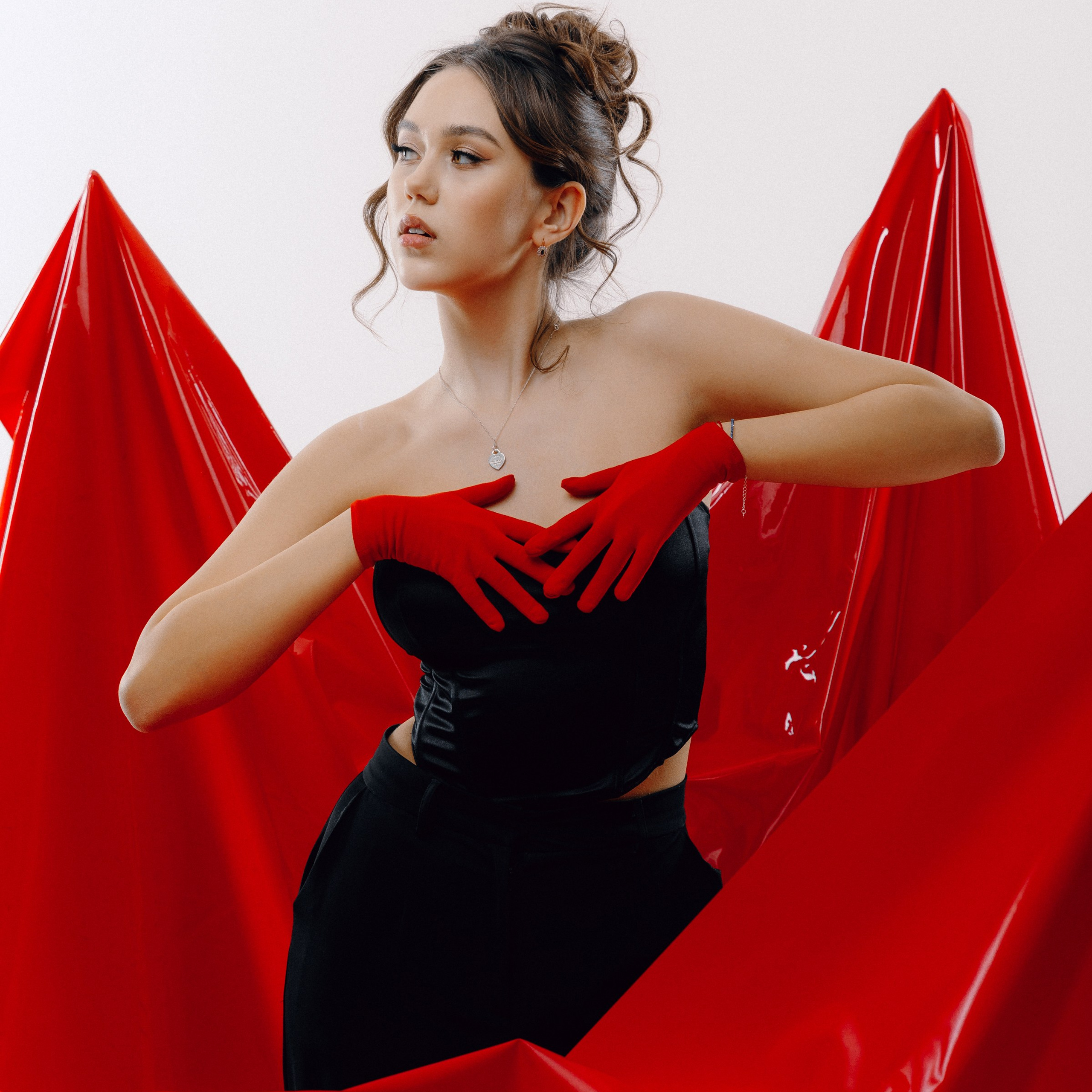 E V A. EFIMOV IN SPACE — свадебный фотограф