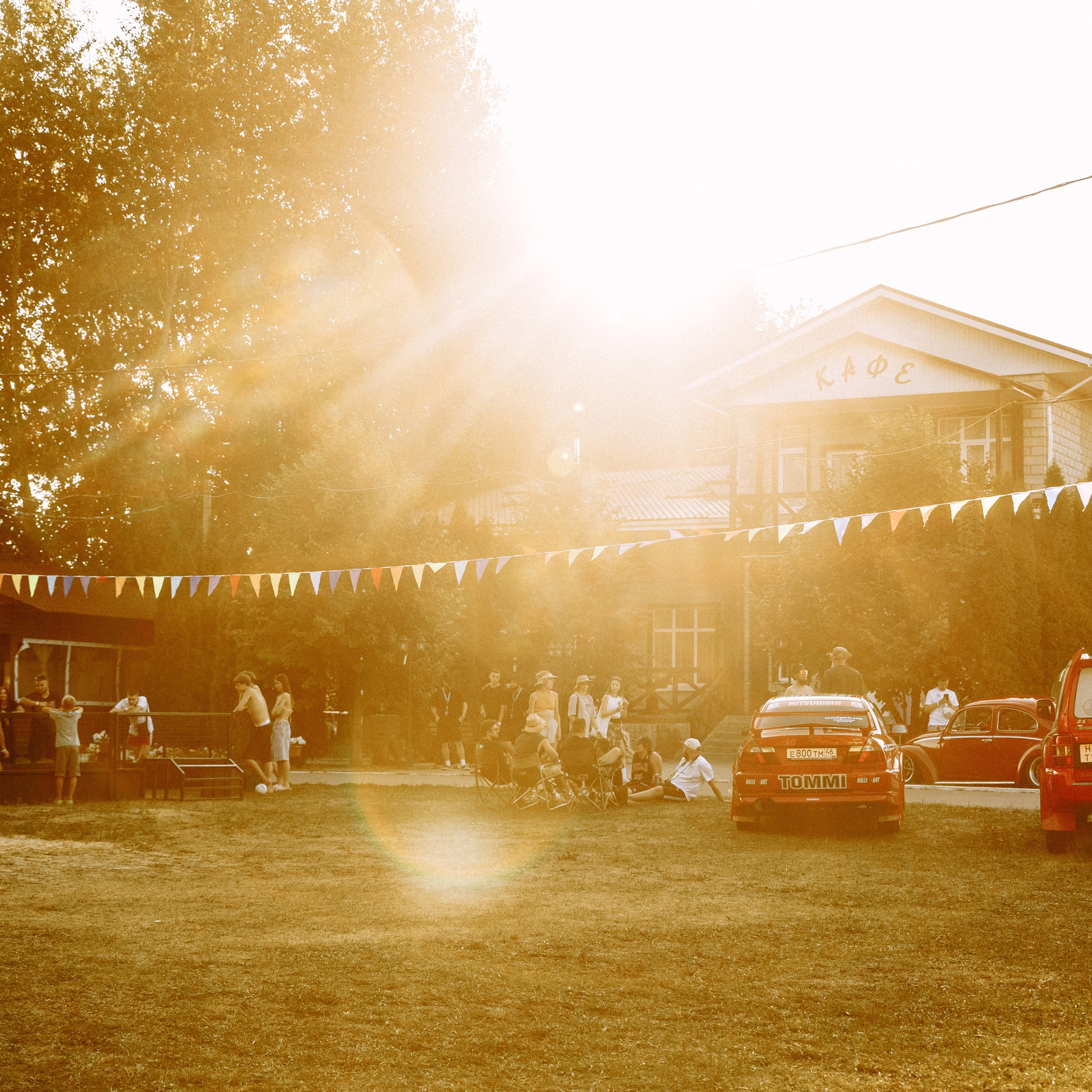 ESTC. EFIMOV IN SPACE — свадебный фотограф