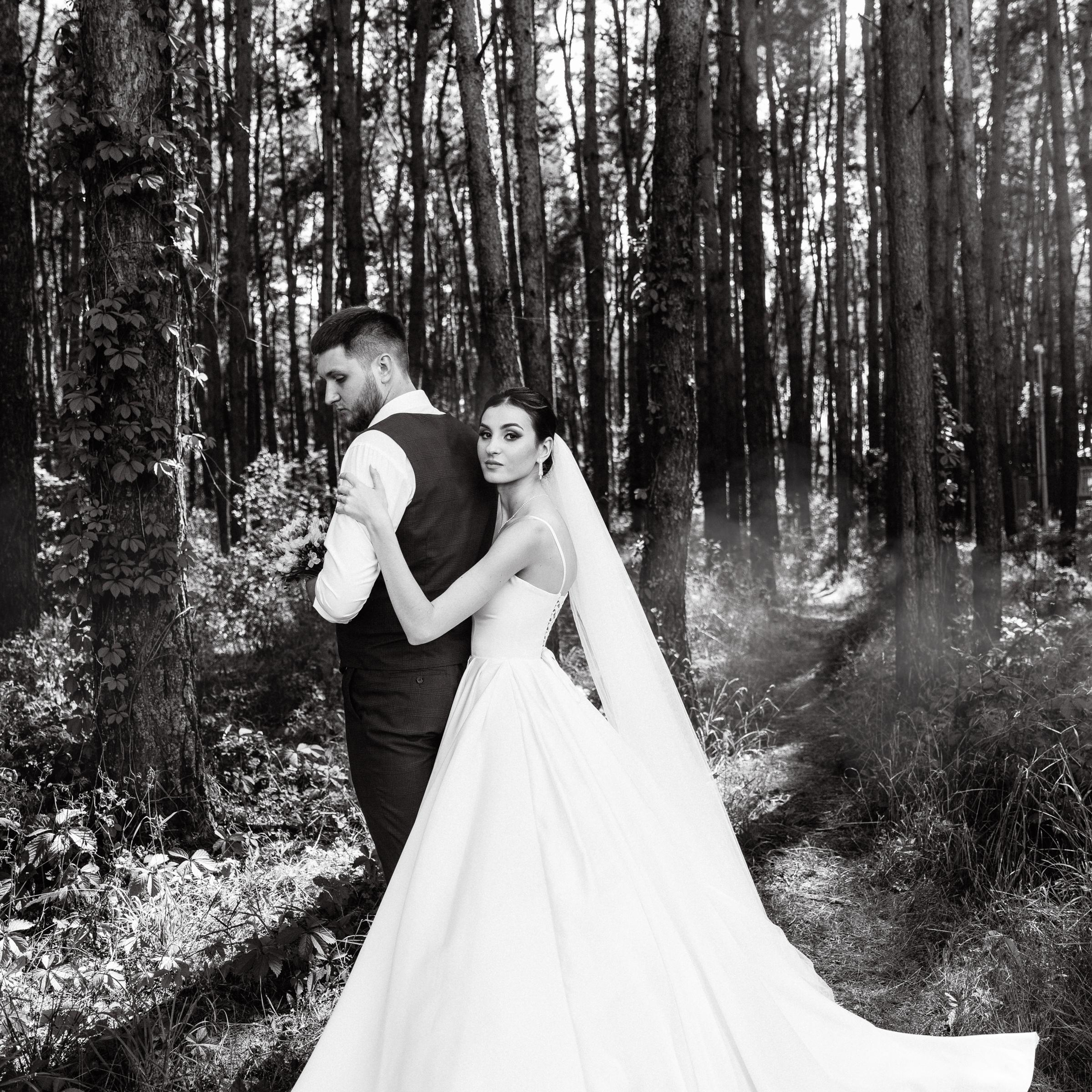 ЗАБРОШЕННАЯ. EFIMOV IN SPACE — свадебный фотограф