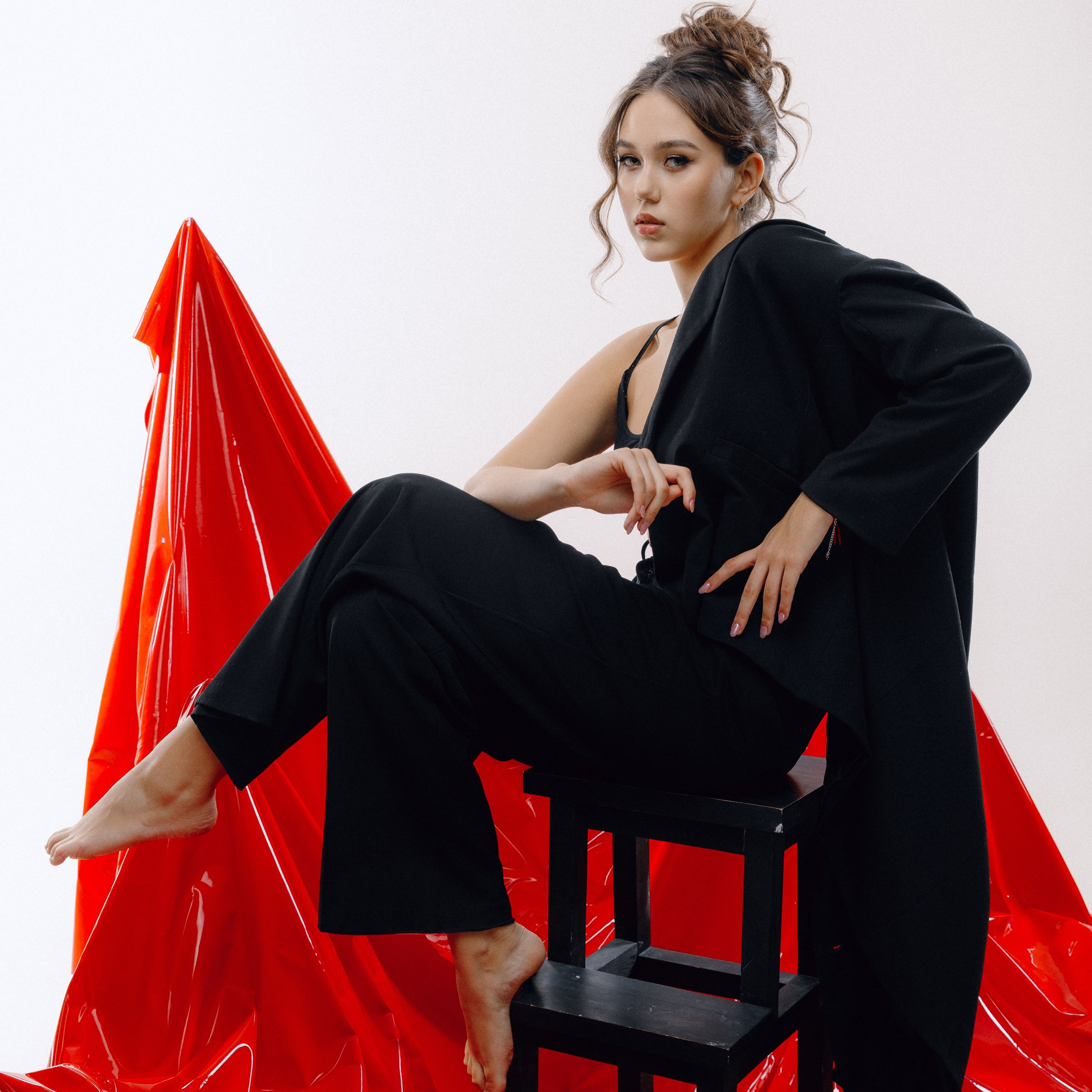 E V A. EFIMOV IN SPACE — свадебный фотограф